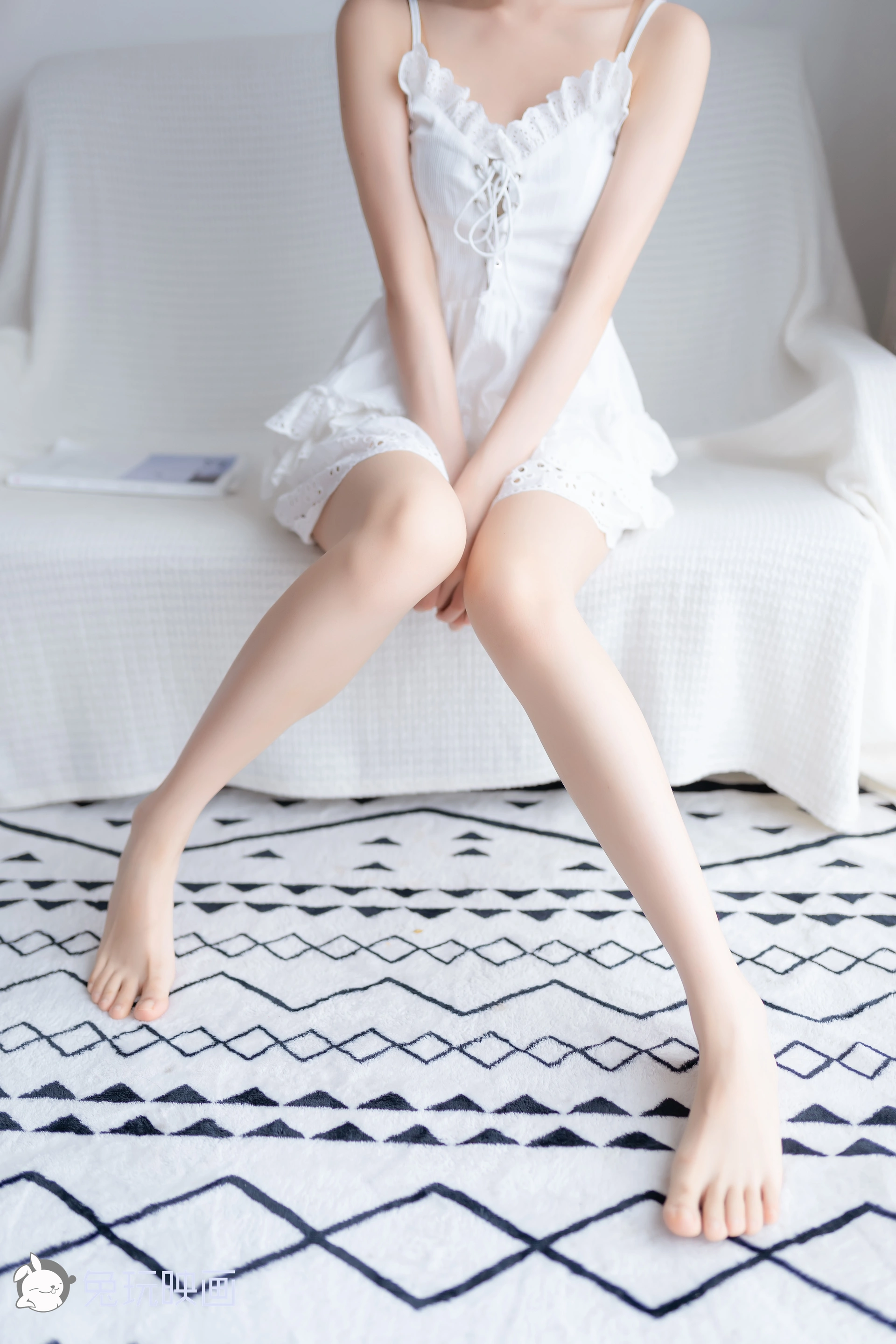 VOL.042 白衣少女 [40P-154MB]