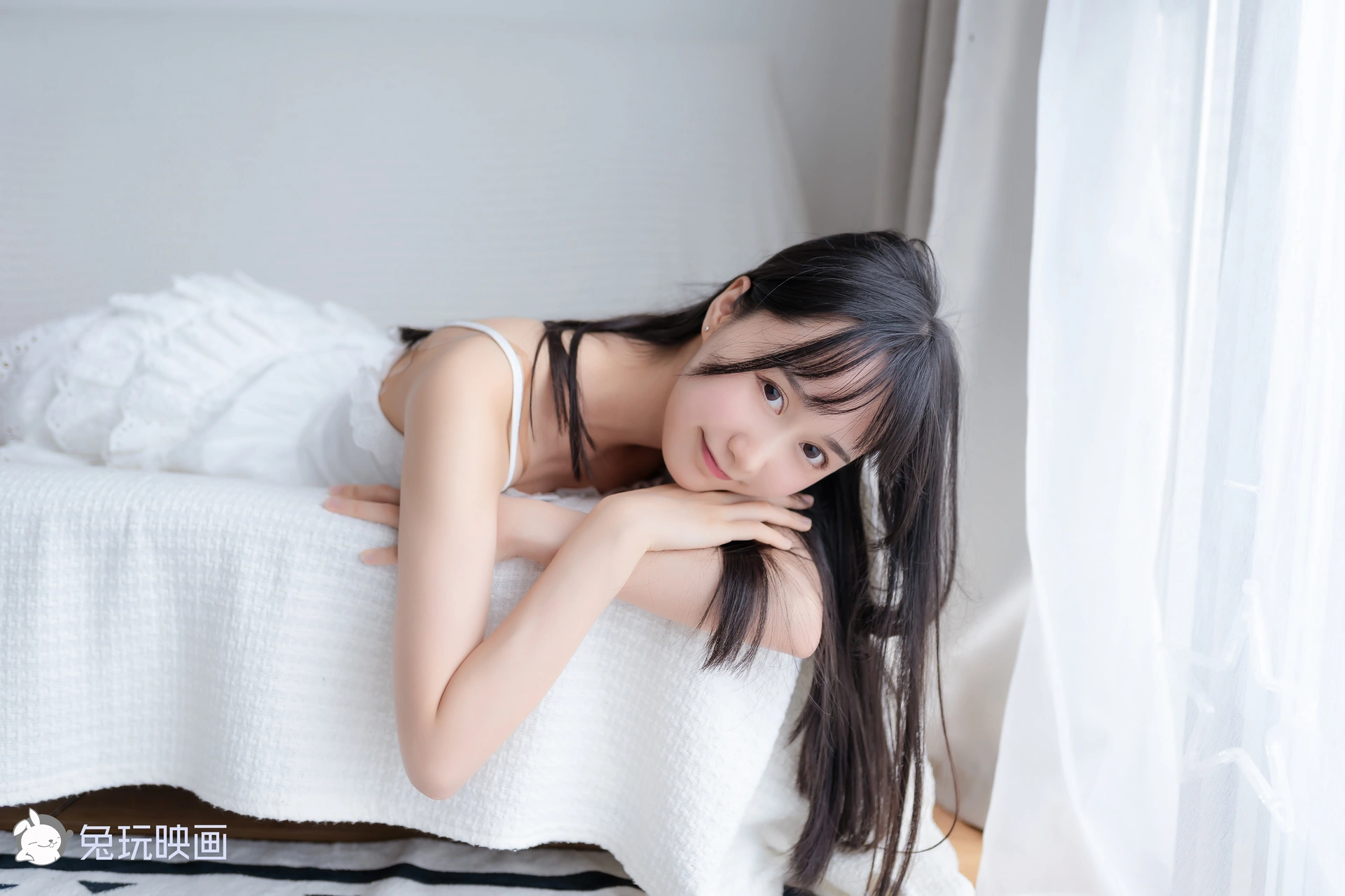VOL.042 白衣少女 [40P-154MB]