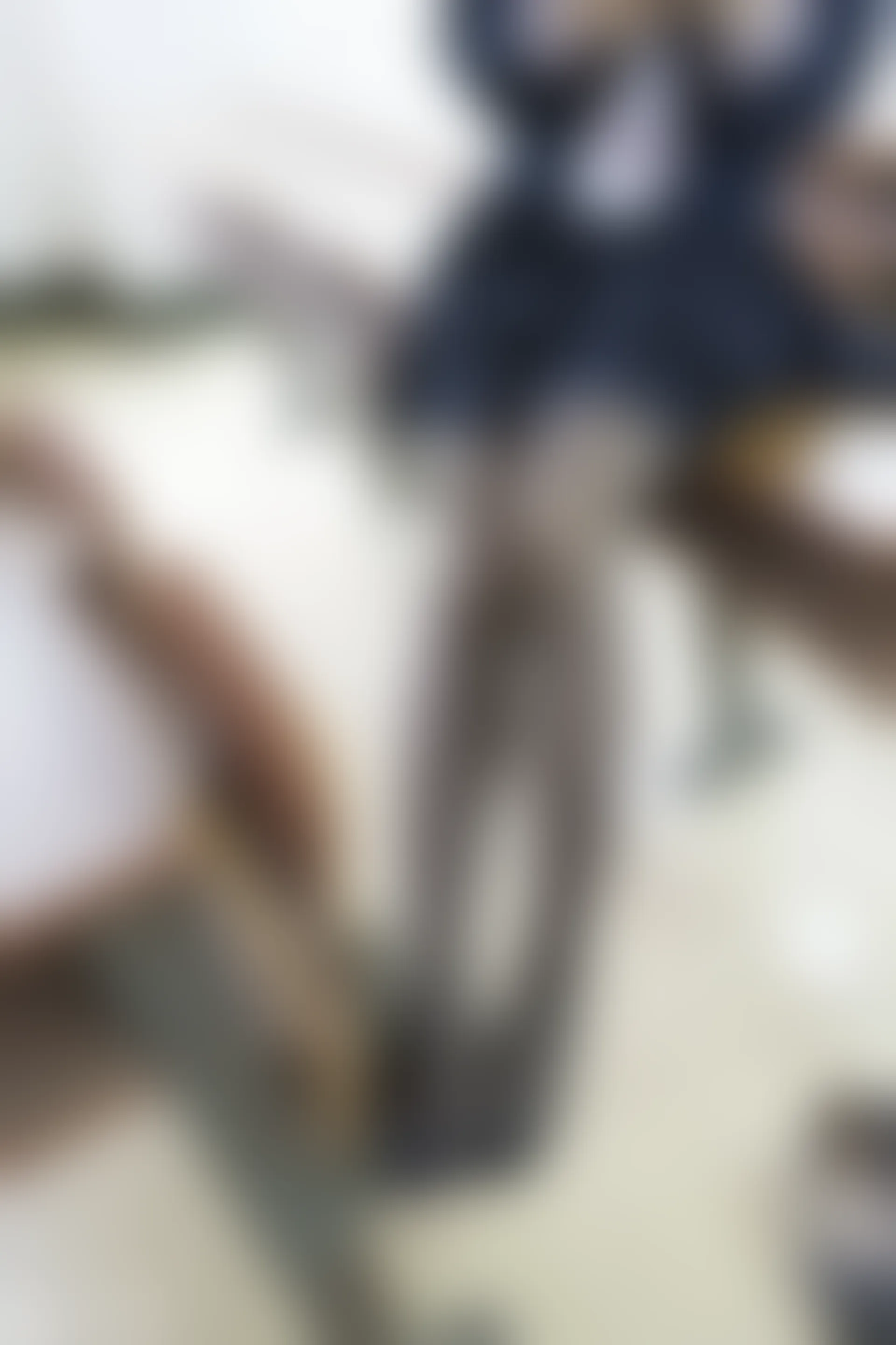 C14.007 教室里的黑丝 [39P-334MB]