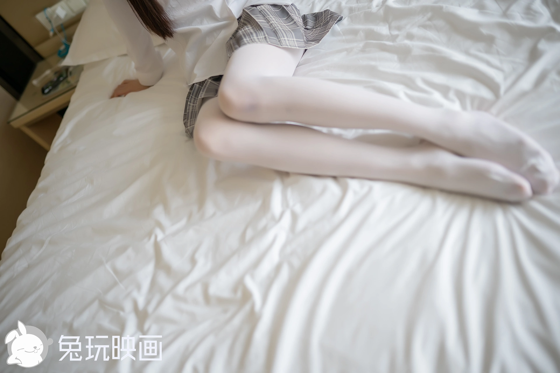 D54.003 短裙和白丝 [40P-80MB]