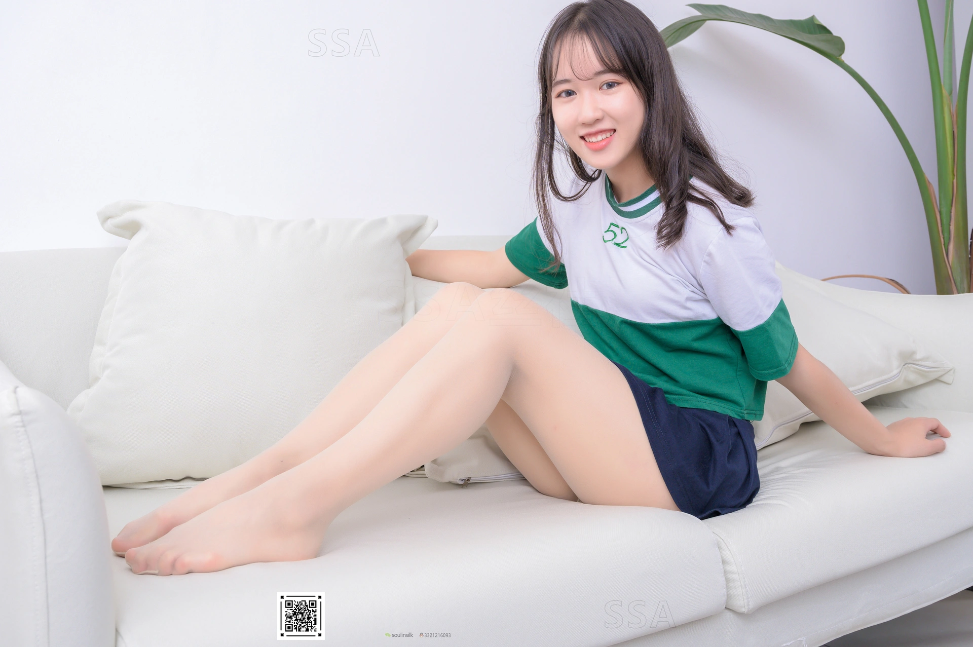 SSA丝社 超清写真 NO.215 小夏 齐臀短裙（上）[99P／1.22GB]