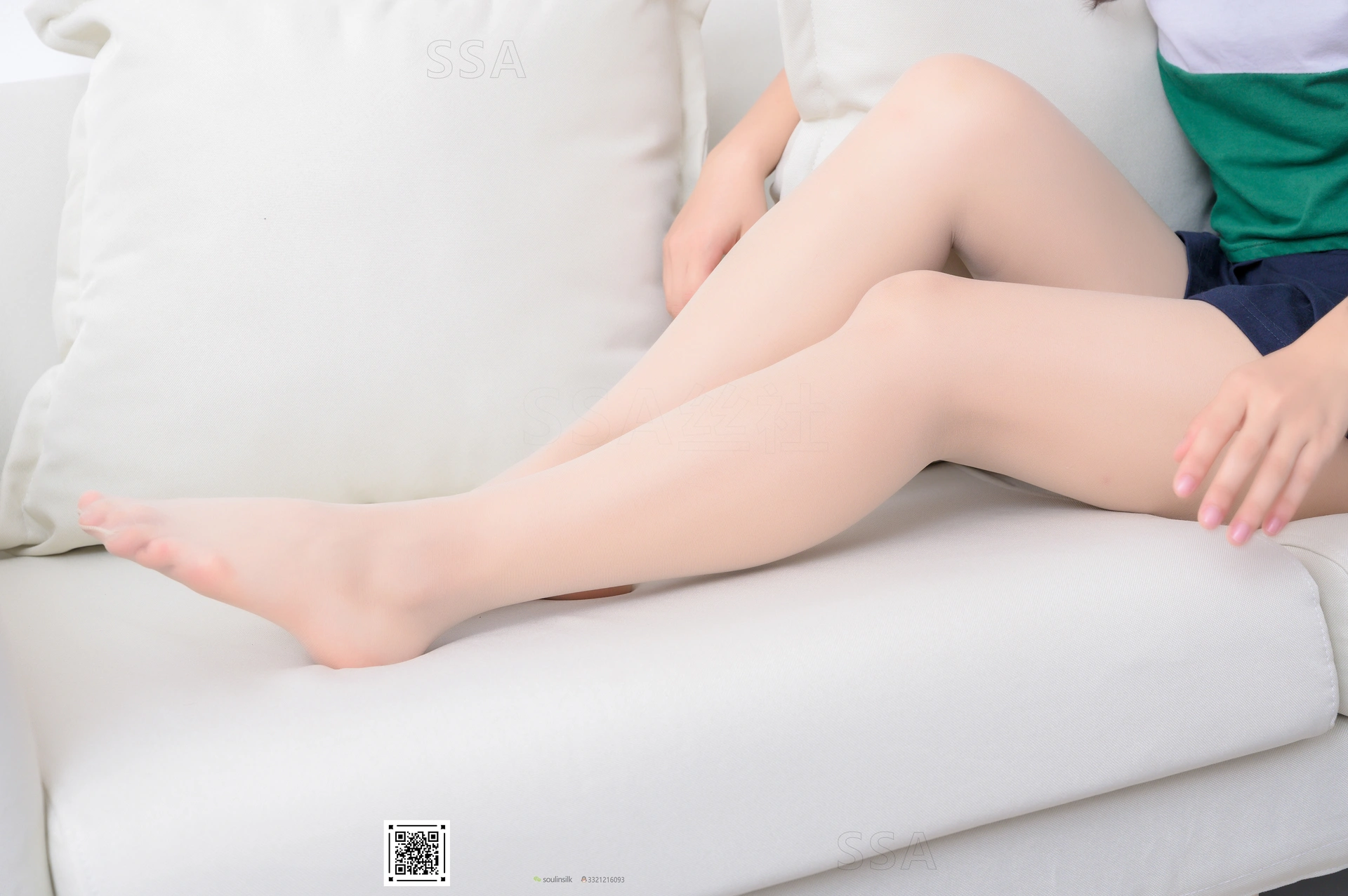 SSA丝社 超清写真 NO.215 小夏 齐臀短裙（上）[99P／1.22GB]