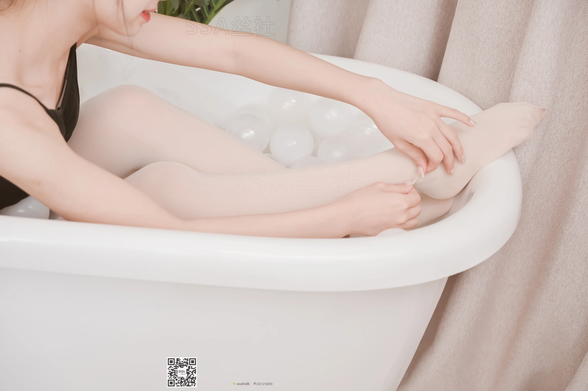SSA丝社 超清写真 NO.108 文娟 腿模文娟劈个叉都是爱你的形状[148P-1.45GB]
