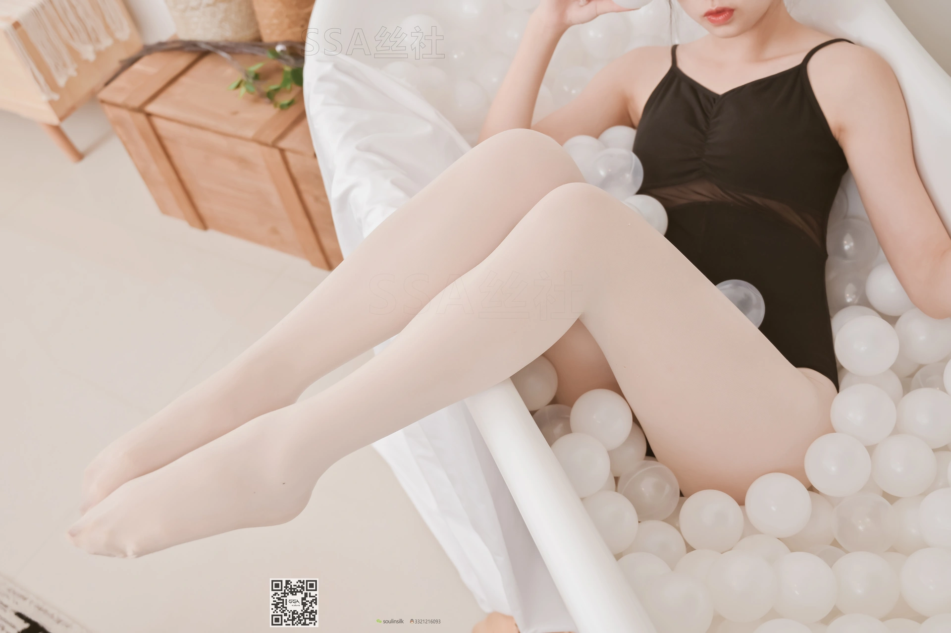 SSA丝社 超清写真 NO.108 文娟 腿模文娟劈个叉都是爱你的形状[148P-1.45GB]