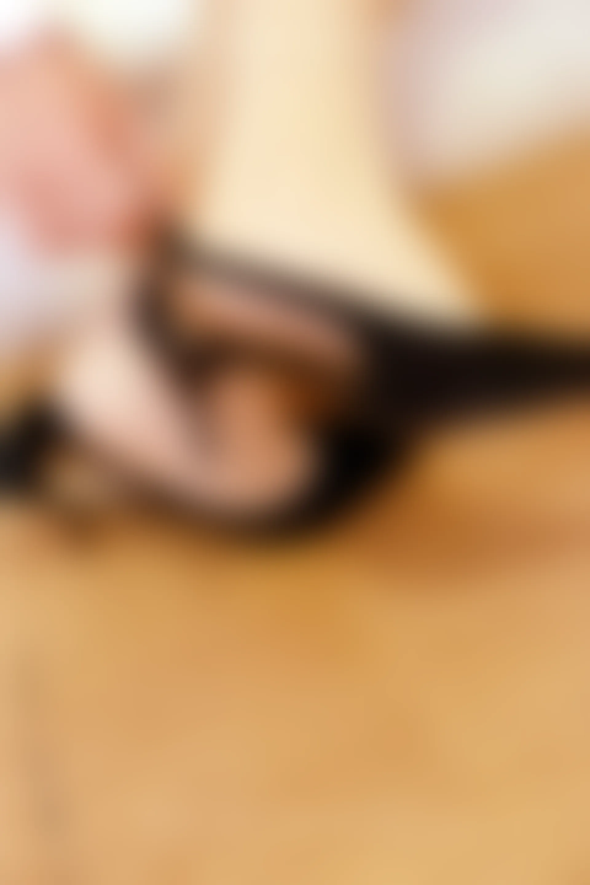 初夏女神 NO.065 依依 家教工装搭配高跟鞋[120P+1V／6.24GB]