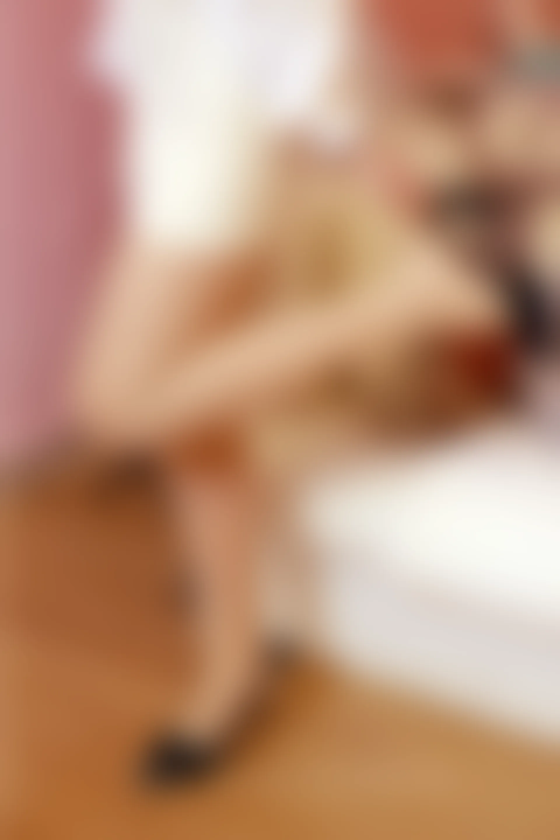 初夏女神 NO.065 依依 家教工装搭配高跟鞋[120P+1V／6.24GB]