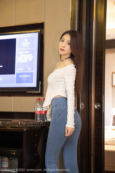 XiuRen秀人网 2022.01.30 No.4541 汐汐baby 牛仔裤美腿[104+1P 988MB]