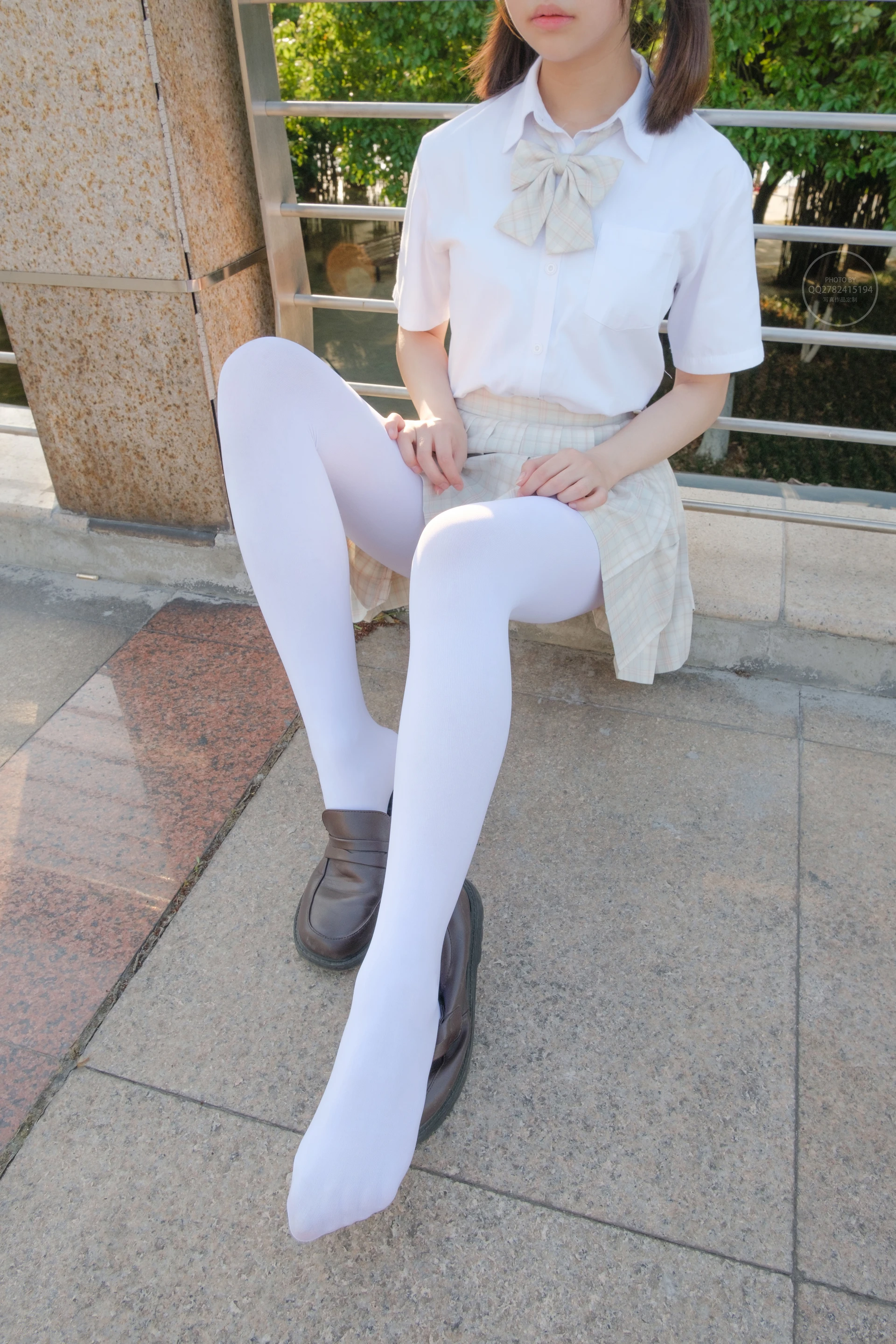 森萝财团 有料-40 小香 80D 白丝JK制服外景 [95P-1.1G]JK, JK制服, 制服, 小香, 有料, 森萝财团, 白丝, 美腿, 美足