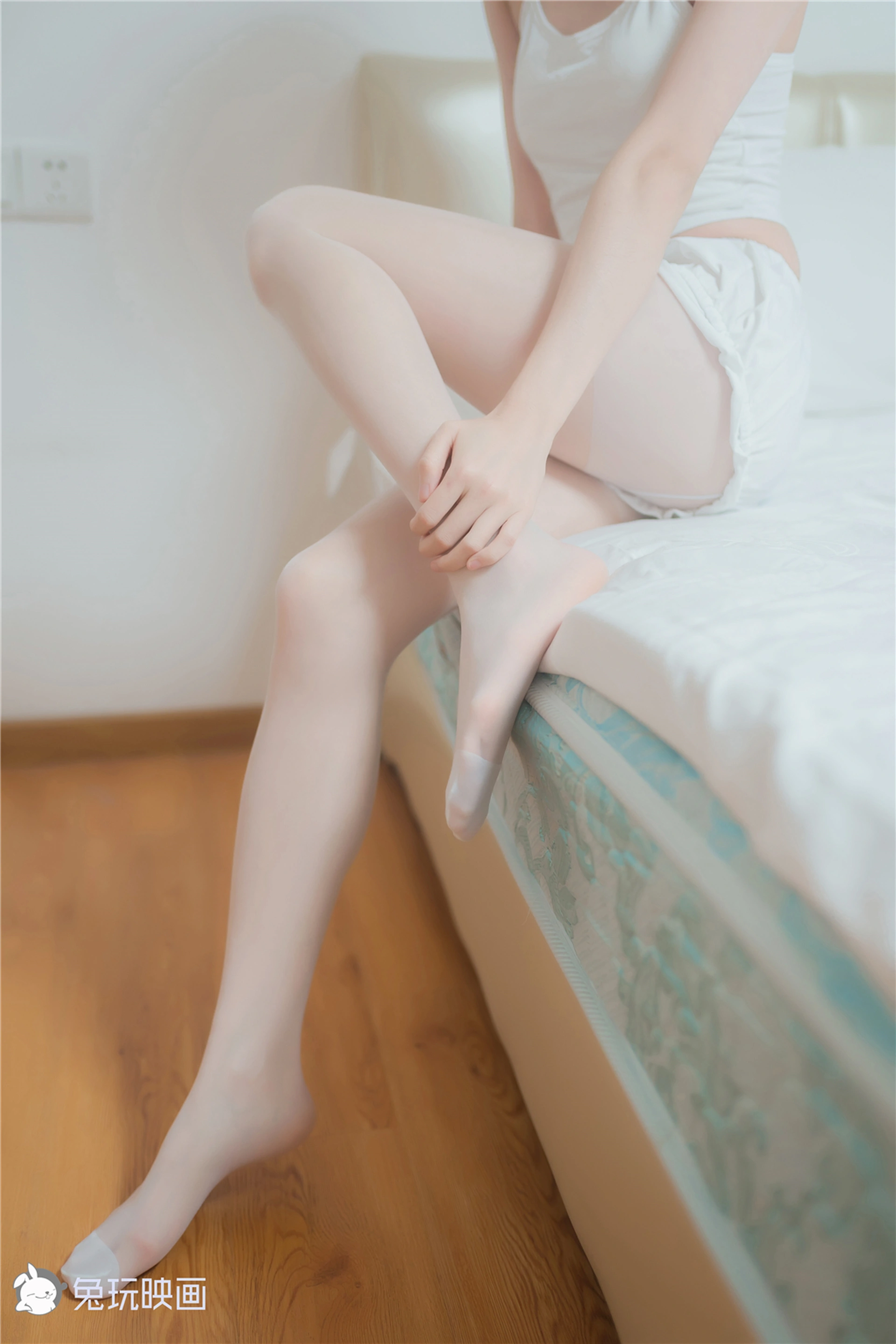 VOL.043 白丝套装 [42P-26.5MB]