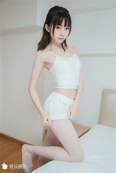 VOL.043 白丝套装 [42P-26.5MB]