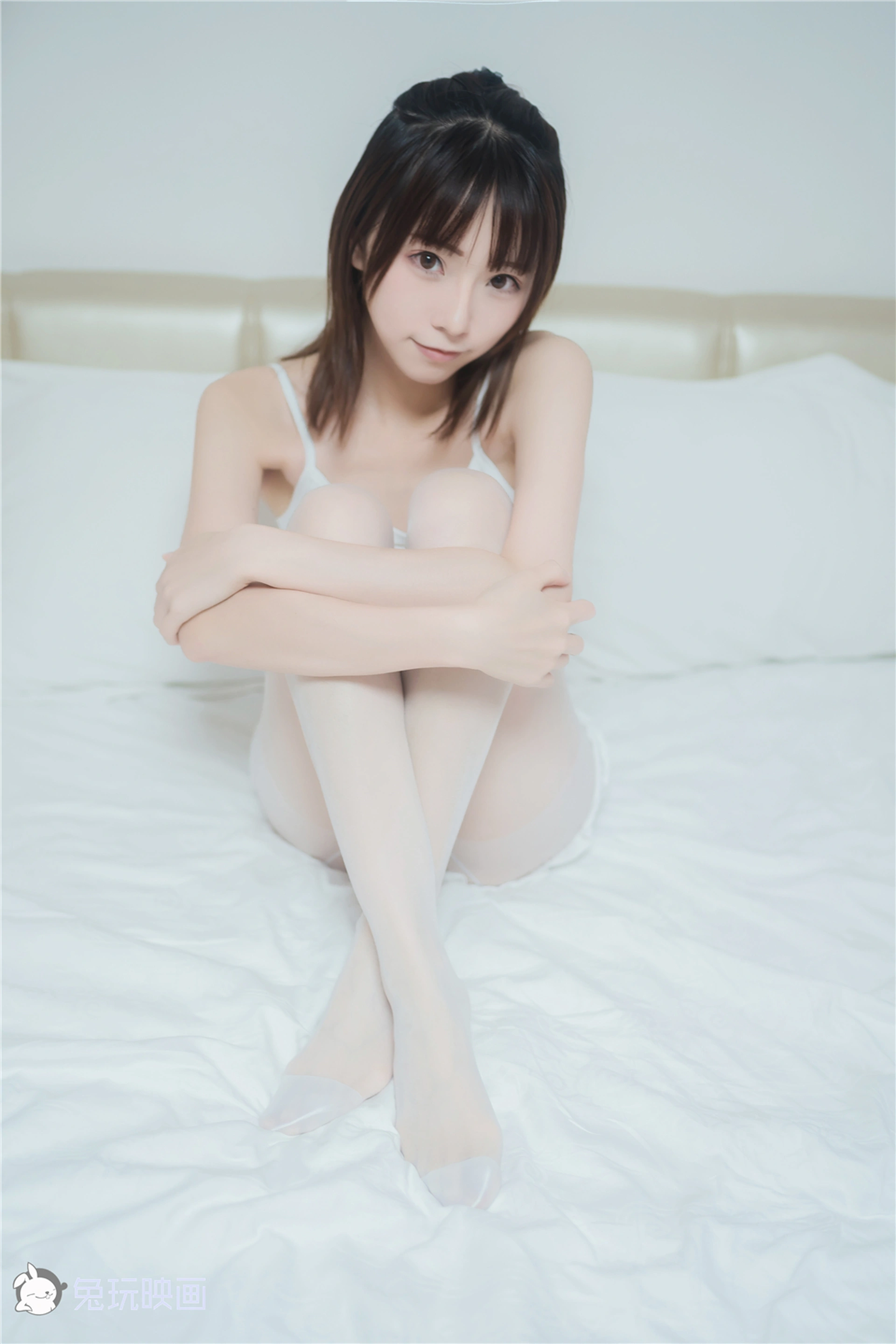 VOL.043 白丝套装 [42P-26.5MB]