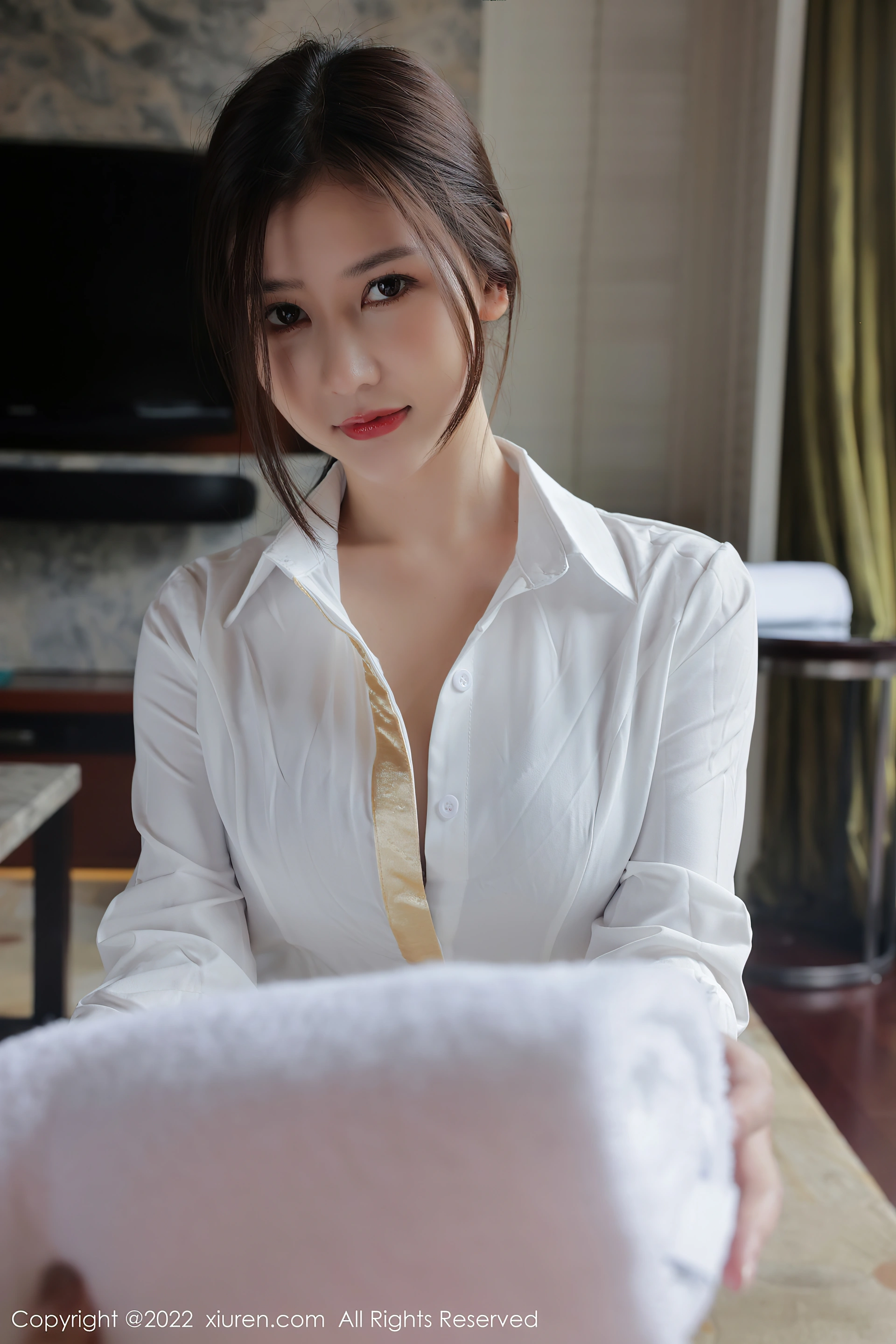 XiuRen秀人网 2022.01.17 No.4472 尹甜甜 三亚旅拍[83+1P 724MB]