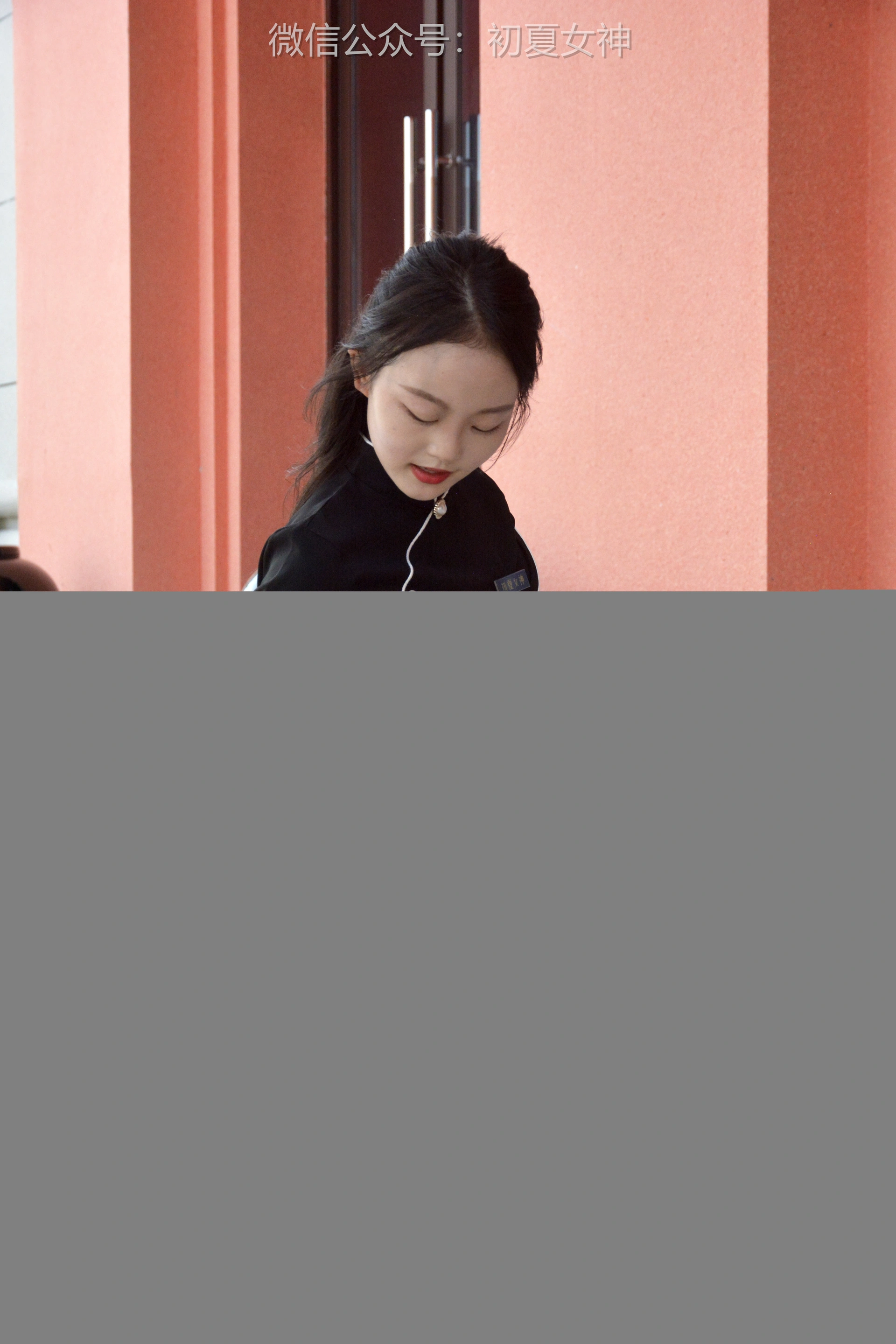 初夏女神 NO.079 双双 黑色旗袍[140P+1V／5.39GB]