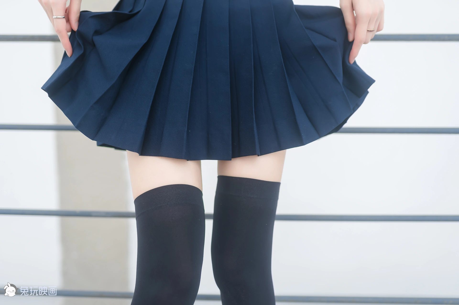 C04.001 超棒的绝对领域 [40P-86MB]
