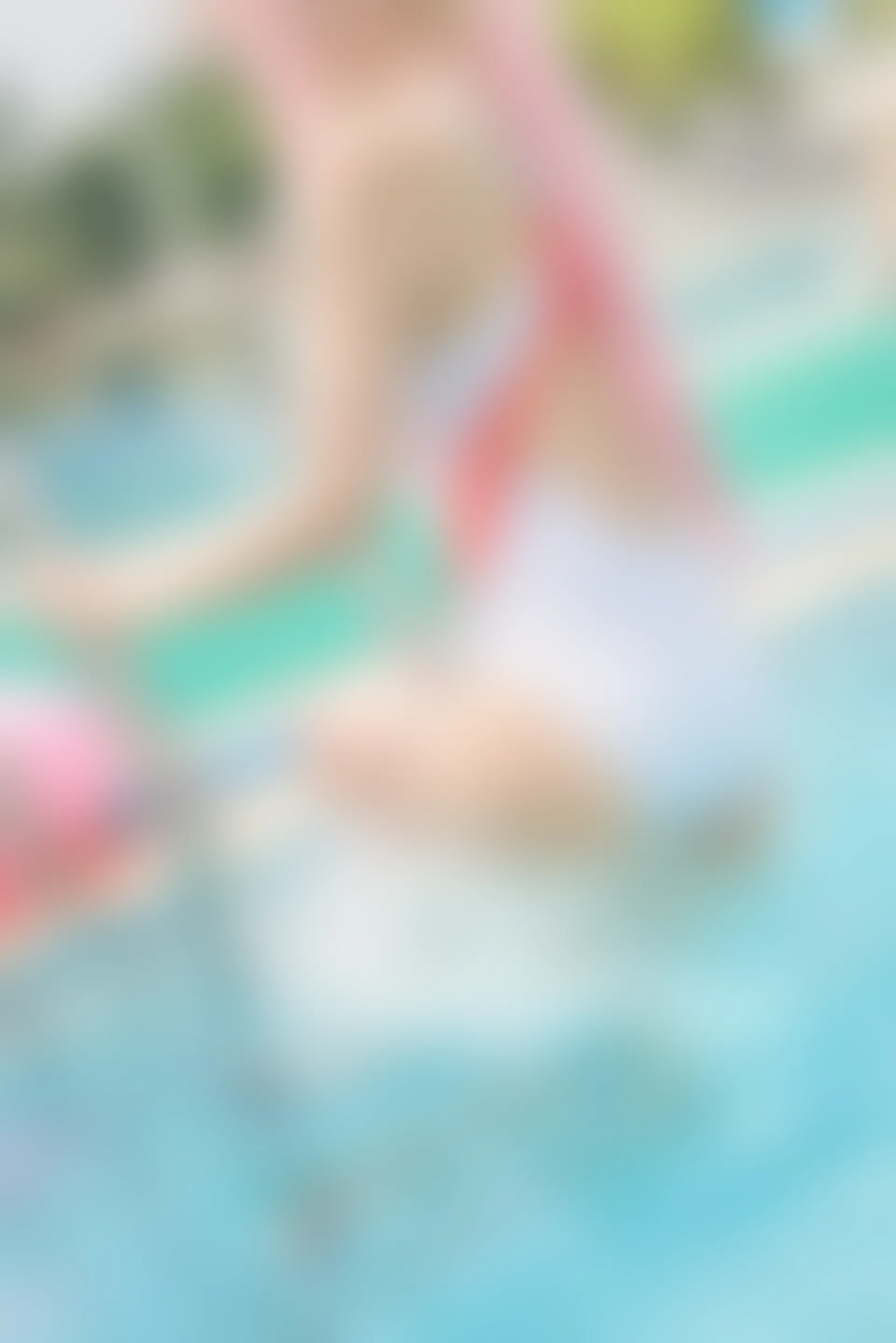 兔玩映画 夏日泳装 Vol.012 泳池边 [44P-556MB]
