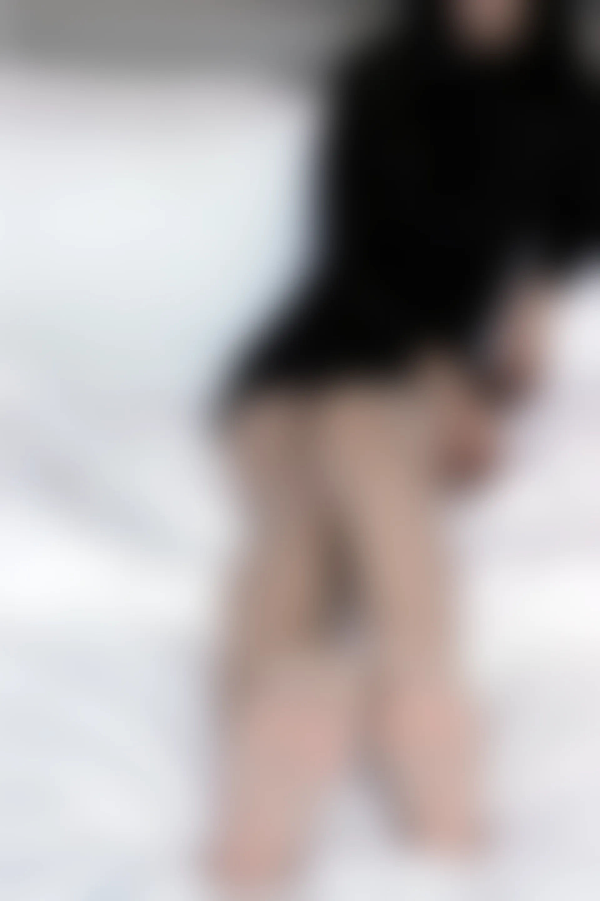 初夏女神 NO.003 依依 黑色瘦身衣搭配37码高跟鞋[111P+1V／5.17GB]