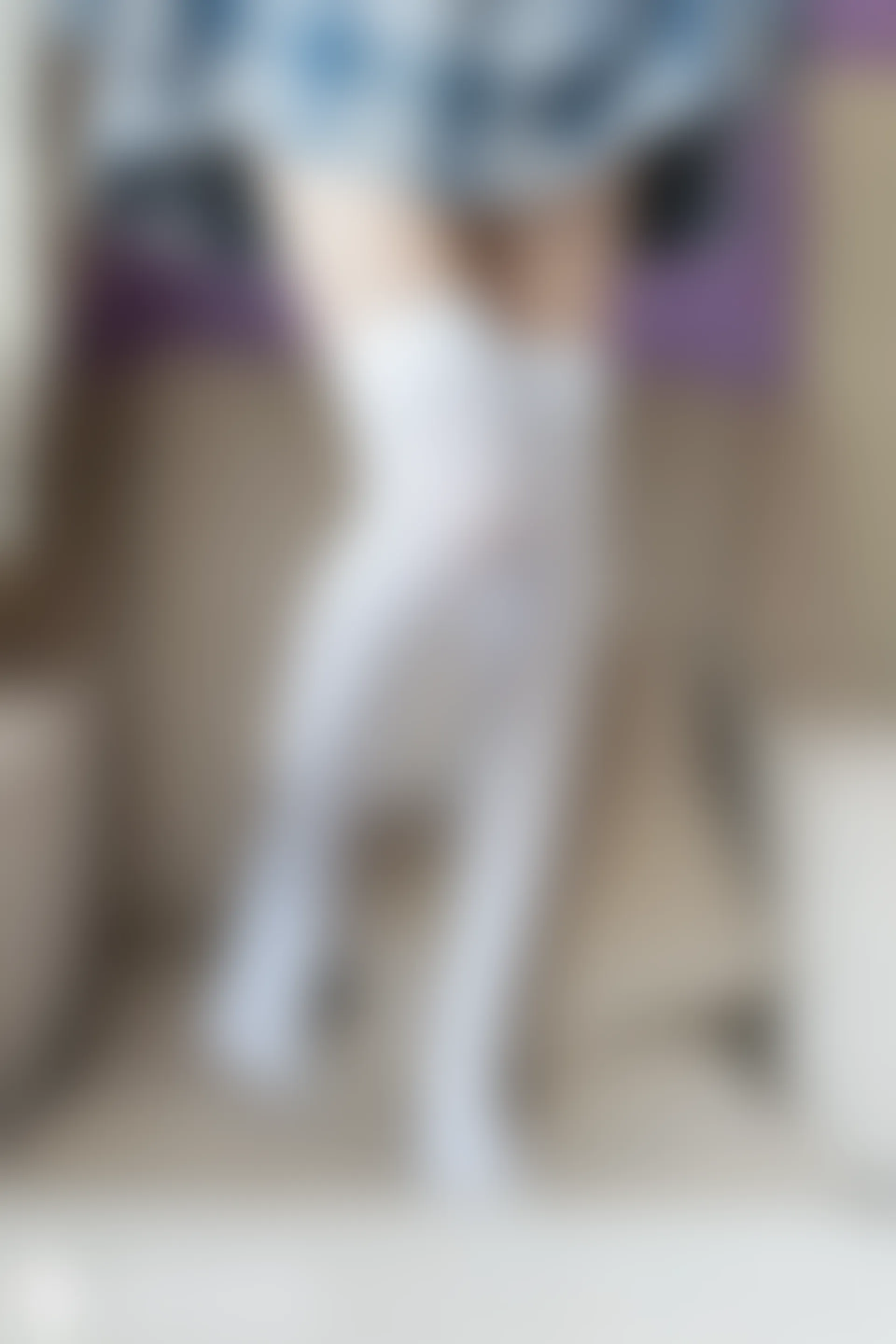 C40.004 腿超细的妹妹 [41P-86MB]