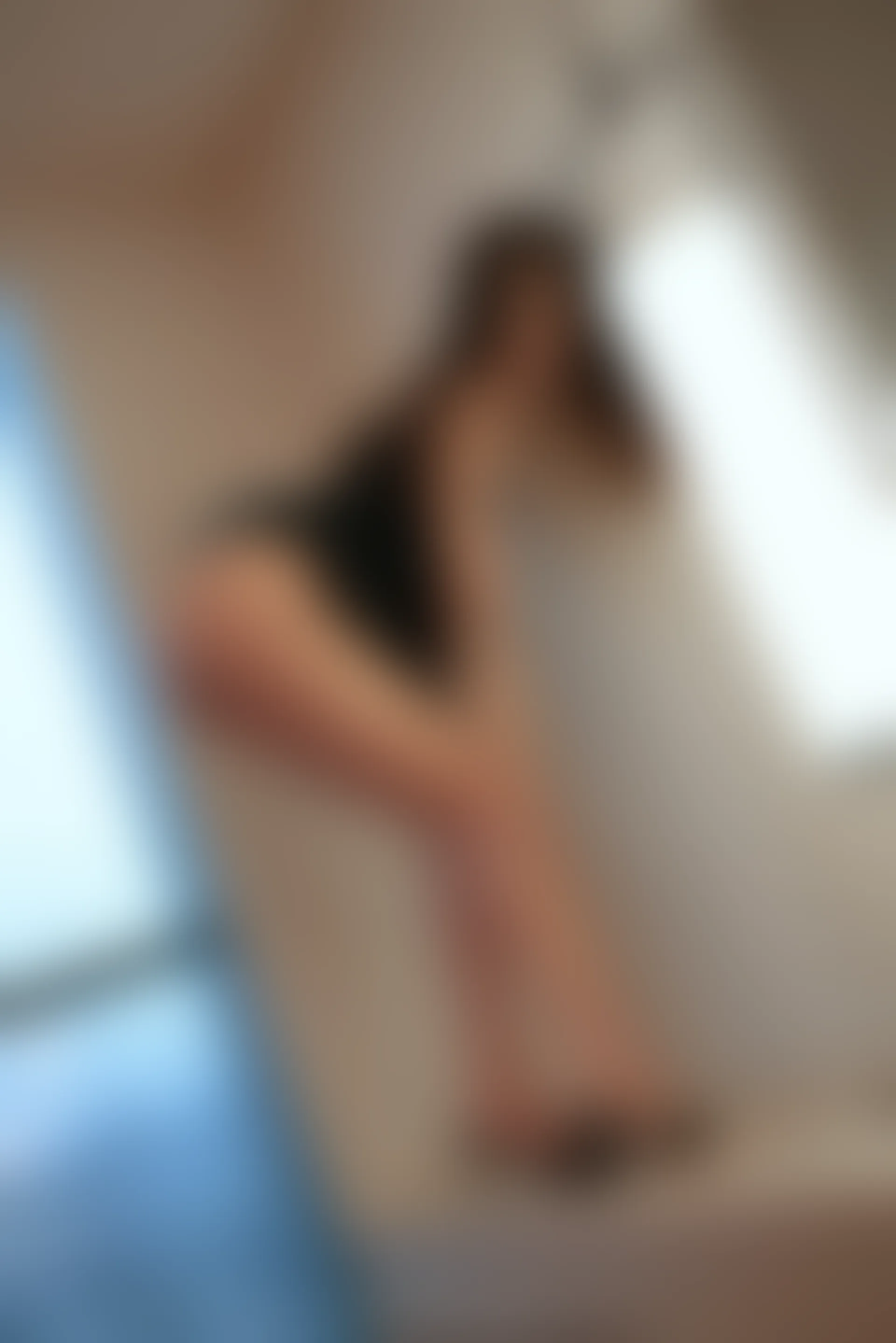 XiuRen秀人网 2021.10.14 No.4065 Emily尹菲 吊裙美腿[68+1P／731MB]