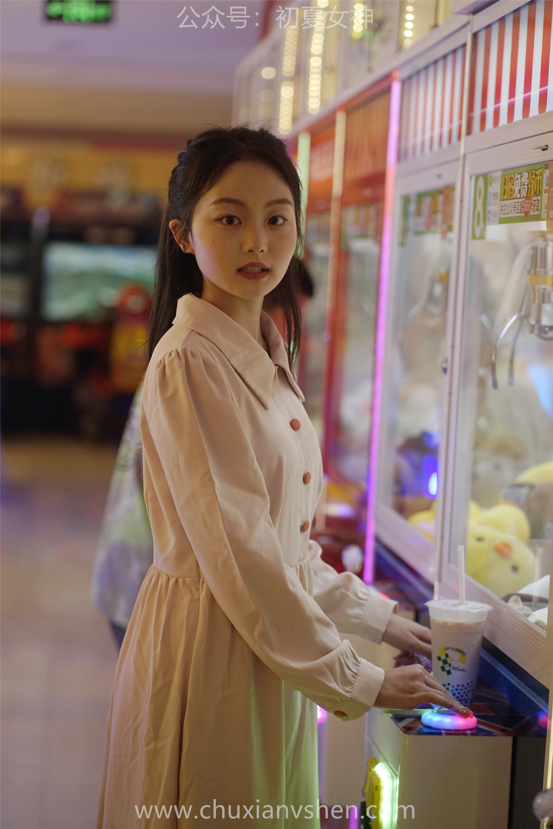 初夏女神 NO.077 双双 偶遇学姐 周末逛商场[120P+1V／6.90GB]