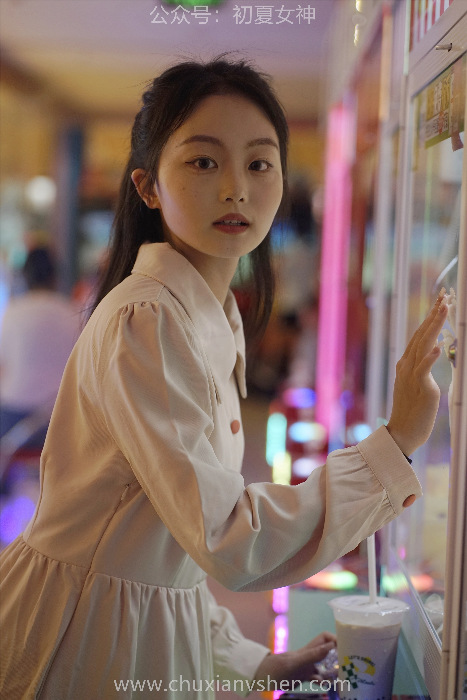 初夏女神 NO.077 双双 偶遇学姐 周末逛商场[120P+1V／6.90GB]