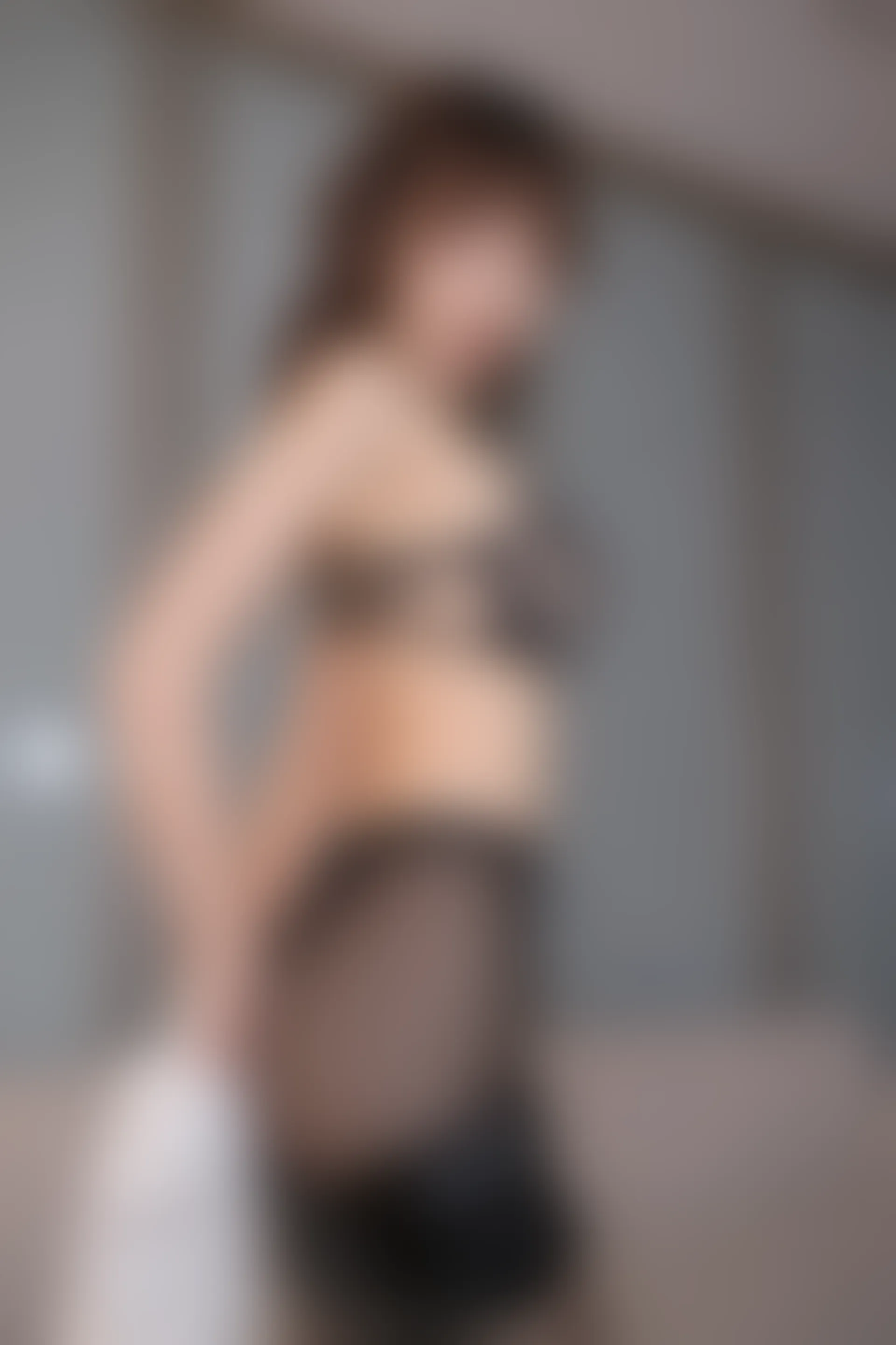 XiuRen秀人网 2021.10.14 No.4068 陆萱萱 黑丝皮裙[84+1P／795MB]