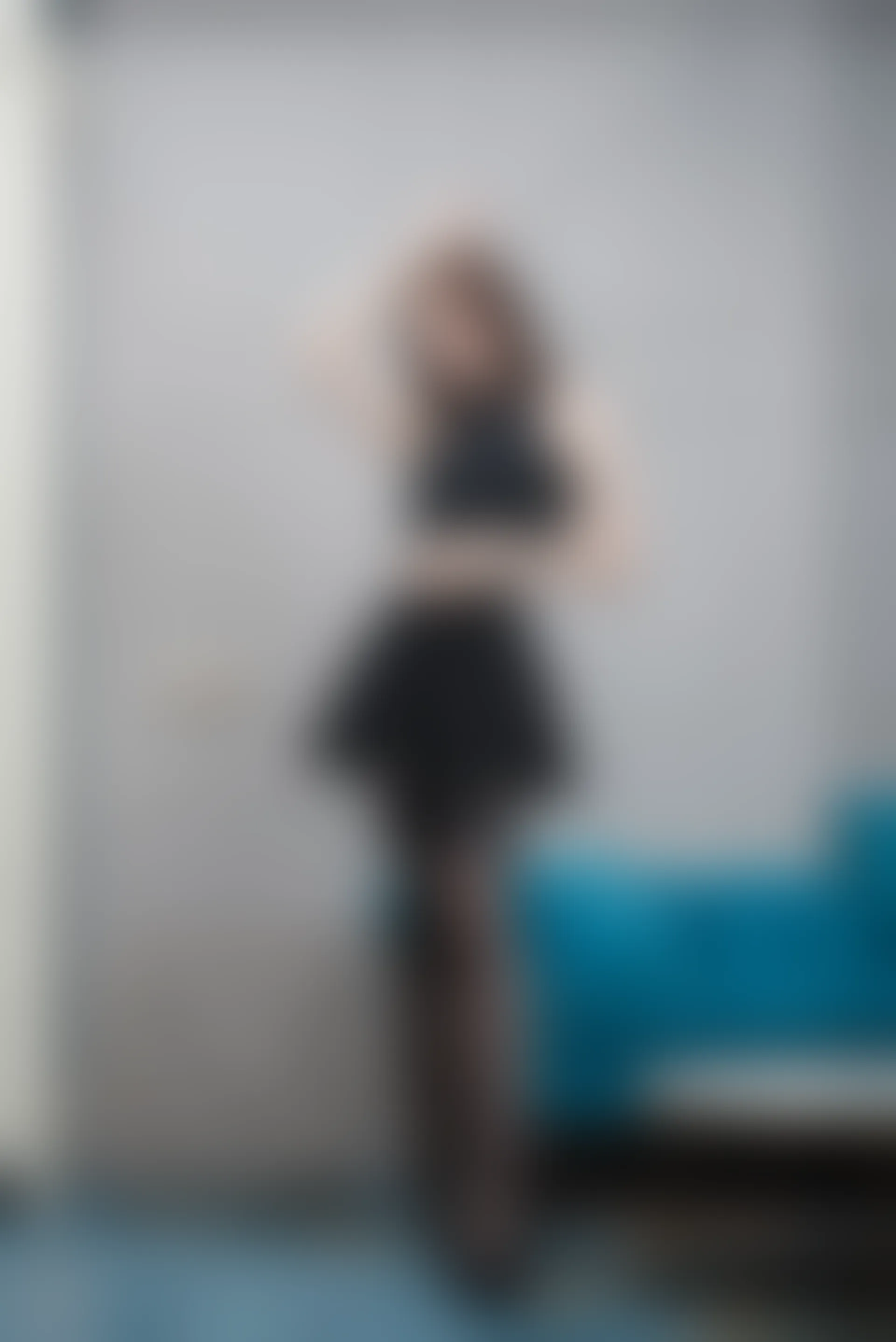 SSA丝社 超清写真 NO.010 琪琪 长筒黑丝穿丝过程与足尖特写[99P／1.09GB]