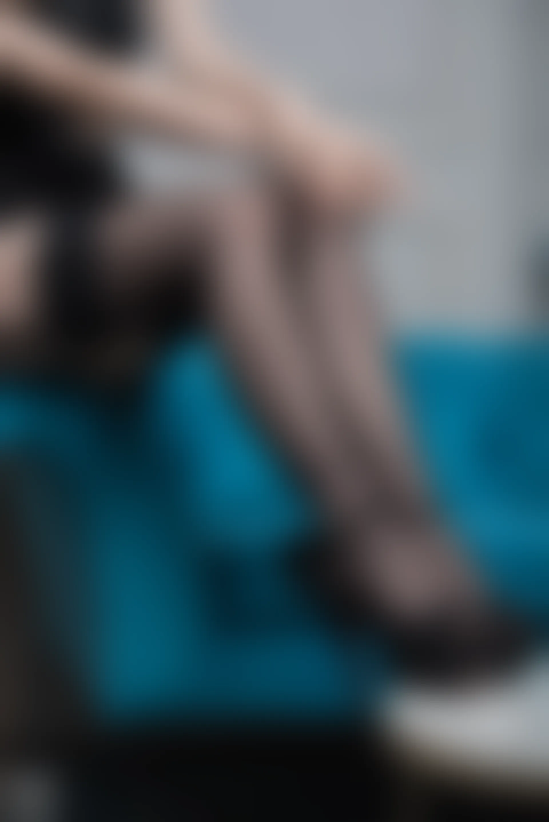 SSA丝社 超清写真 NO.010 琪琪 长筒黑丝穿丝过程与足尖特写[99P／1.09GB]
