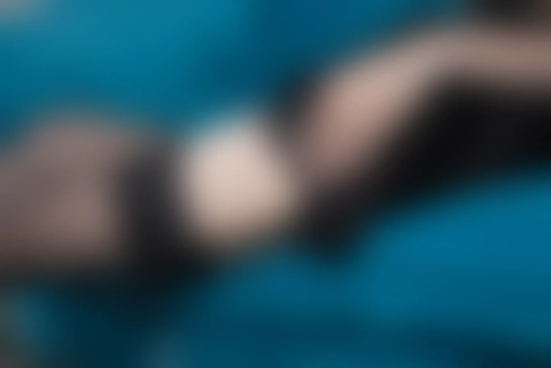 SSA丝社 超清写真 NO.010 琪琪 长筒黑丝穿丝过程与足尖特写[99P／1.09GB]