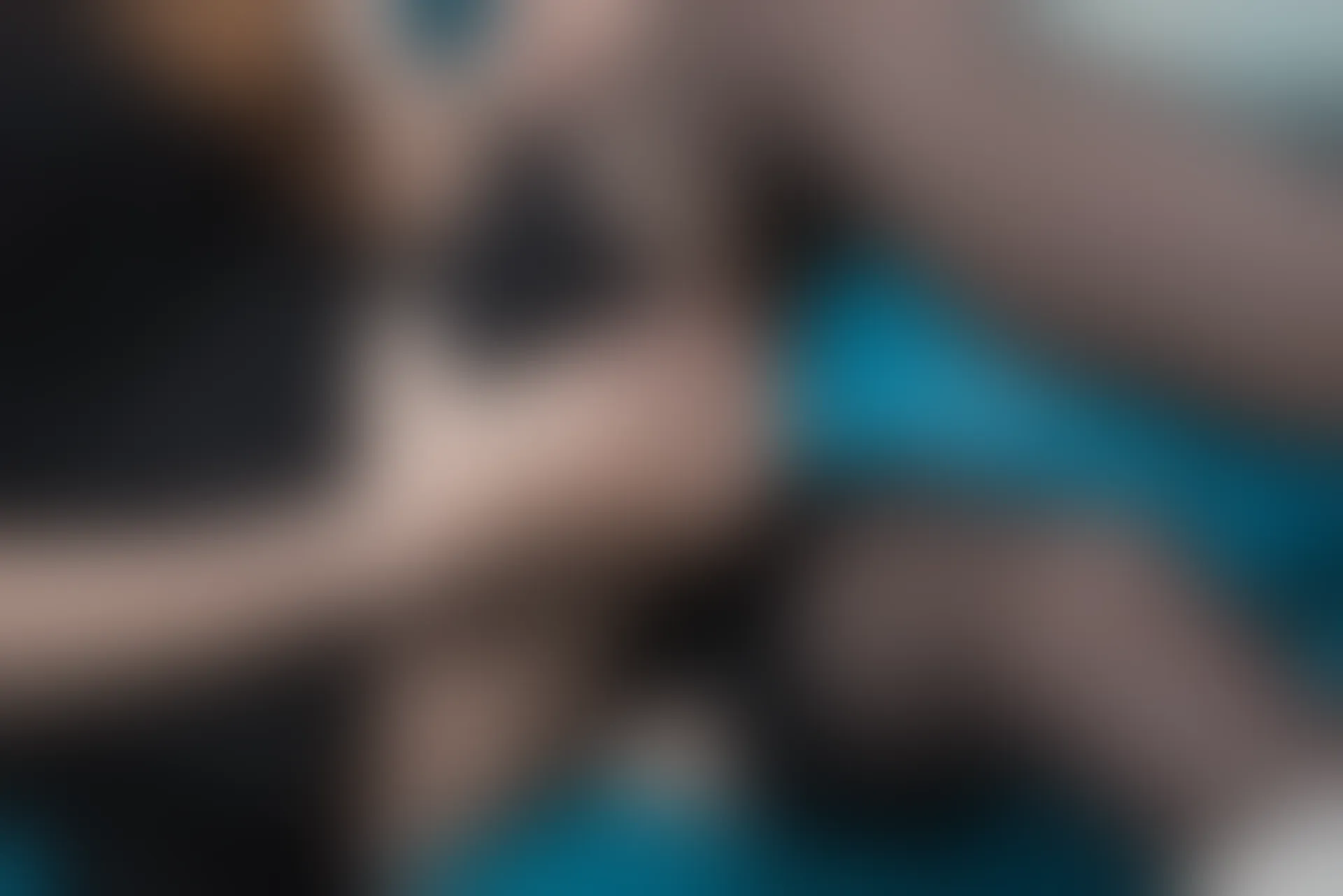 SSA丝社 超清写真 NO.010 琪琪 长筒黑丝穿丝过程与足尖特写[99P／1.09GB]