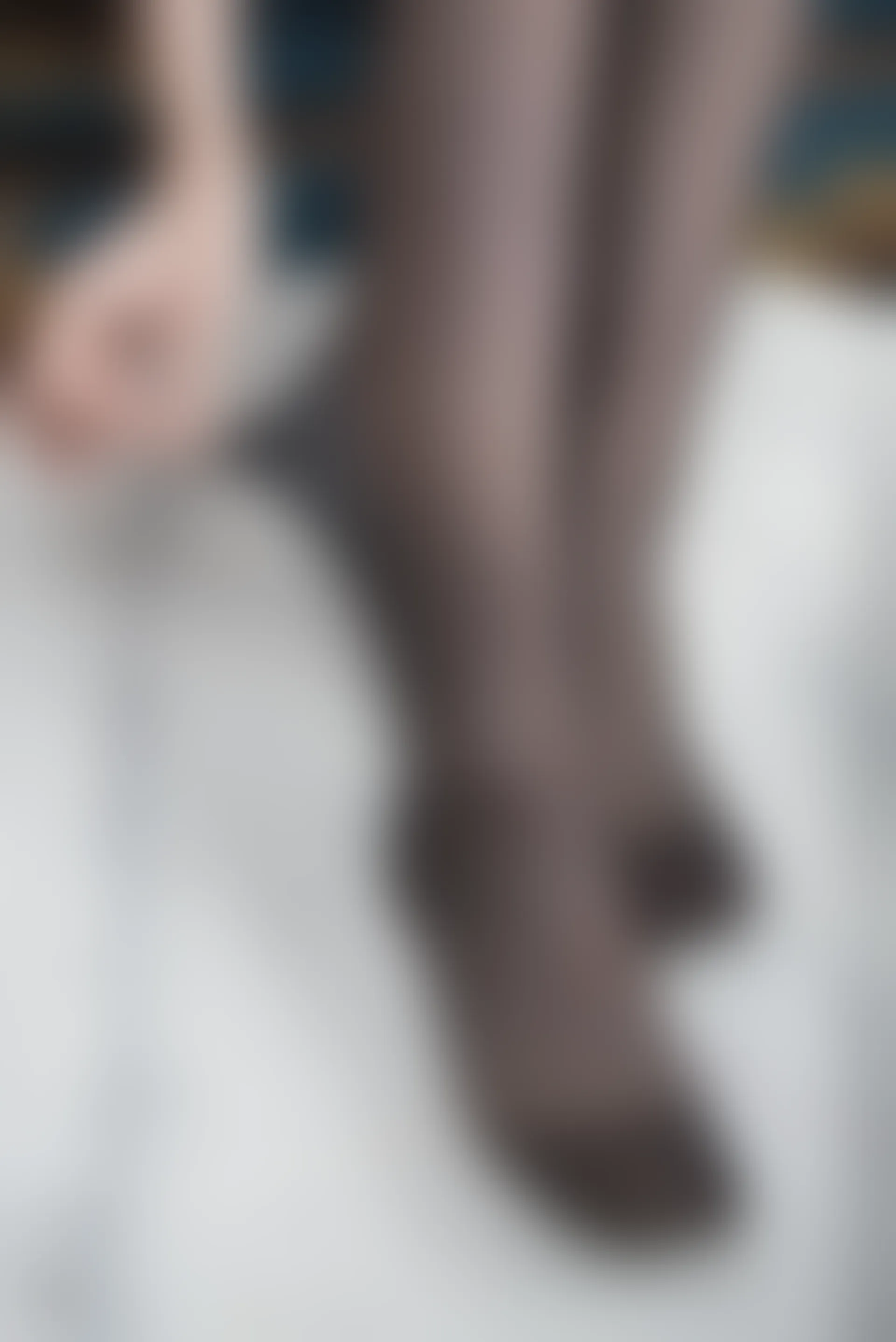 SSA丝社 超清写真 NO.010 琪琪 长筒黑丝穿丝过程与足尖特写[99P／1.09GB]