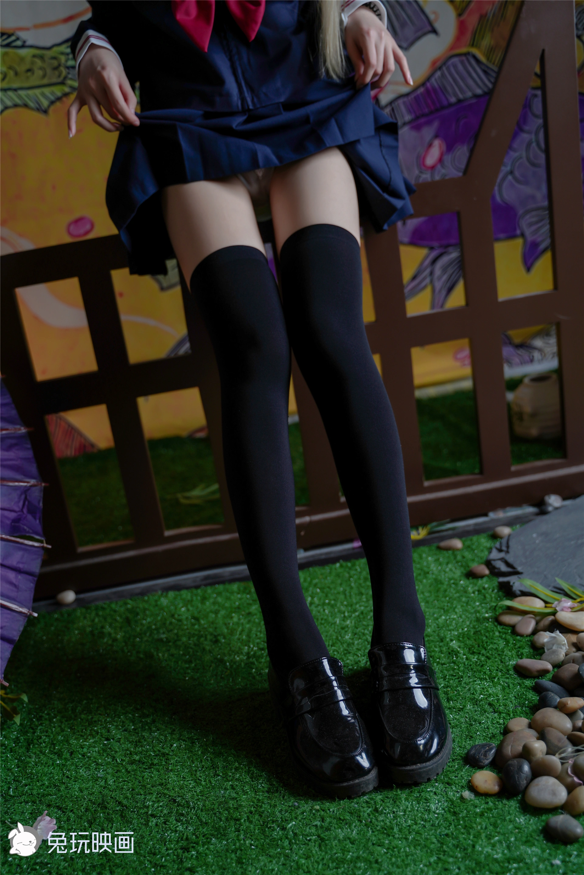 C01.005 黑色魅惑 [40P-175MB]