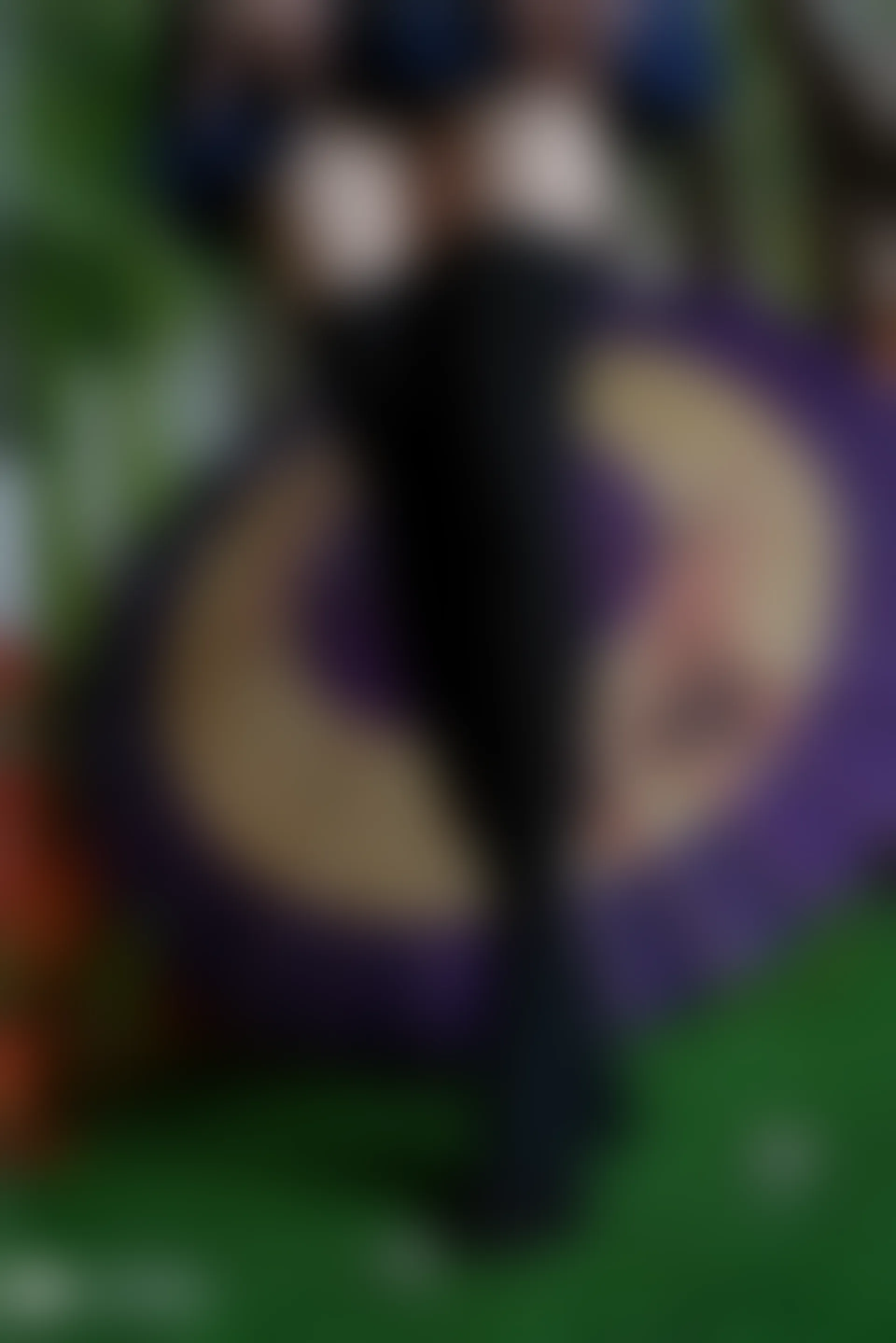 C01.005 黑色魅惑 [40P-175MB]