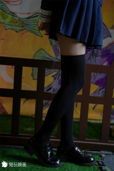 C01.005 黑色魅惑 [40P-175MB]