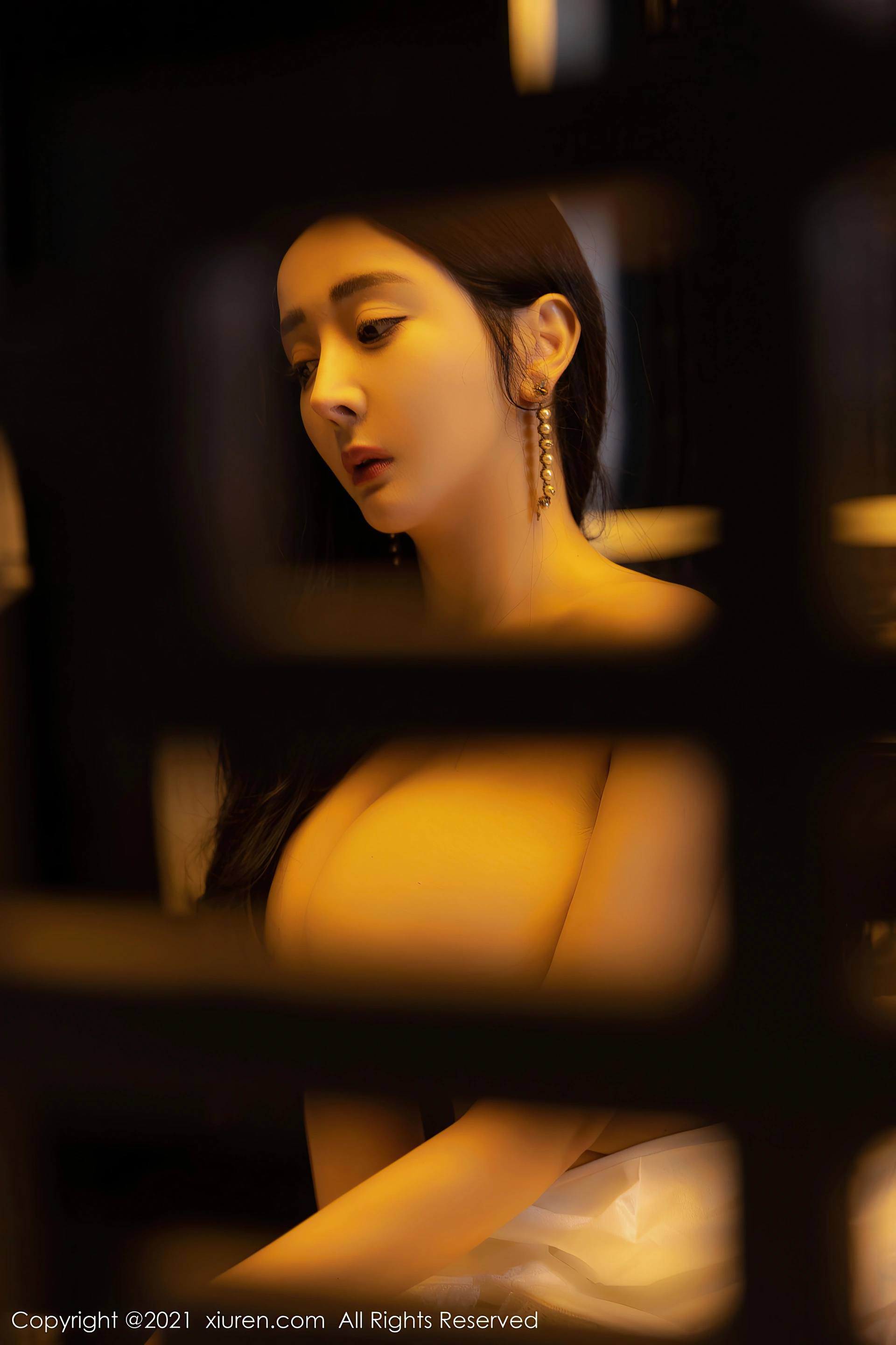 XiuRen秀人网 2021.11.02 No.4155 允爾 成都旅拍[67+1P 615MB]