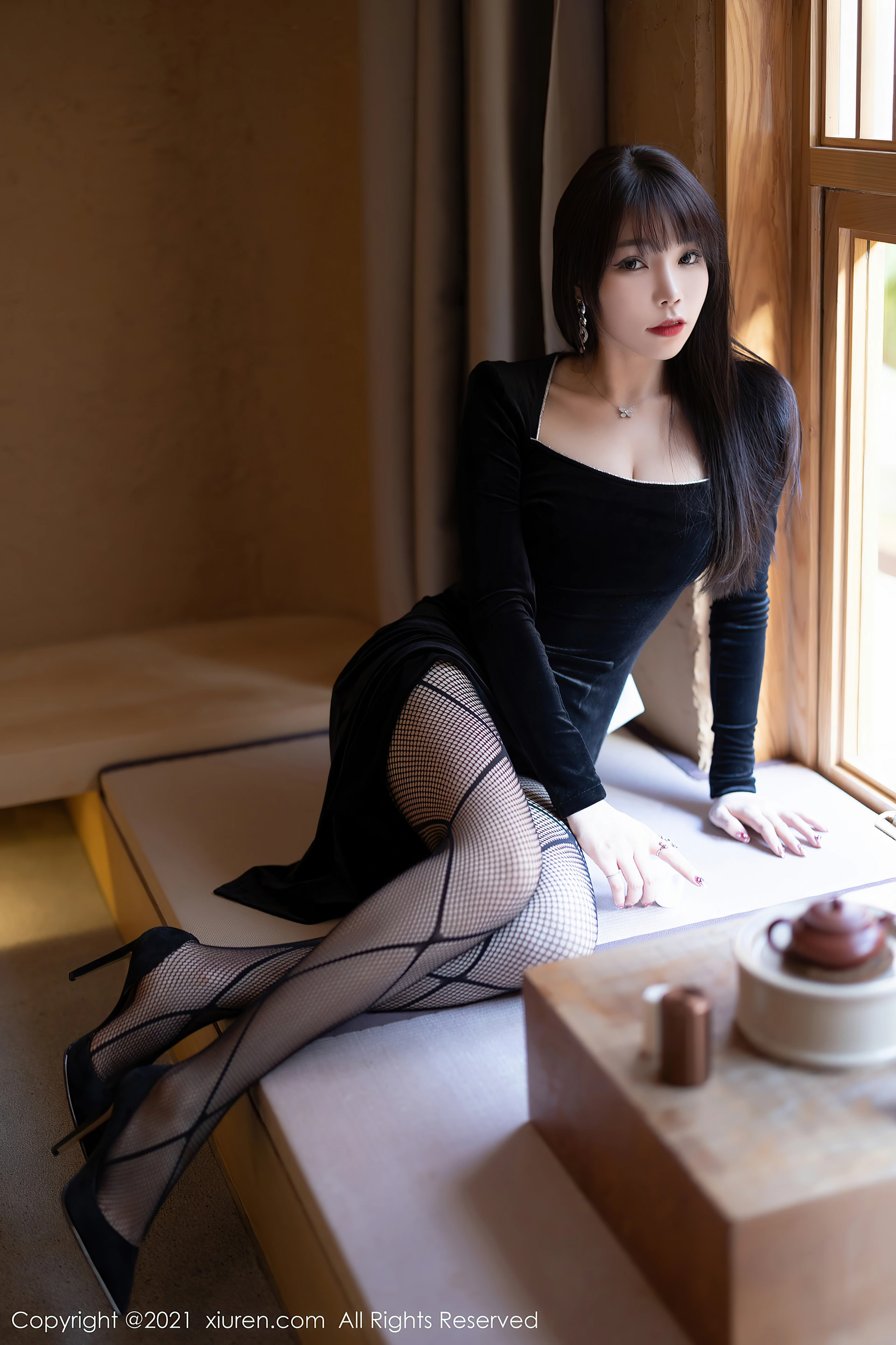XiuRen秀人网 2021.12.09 No.4322 芝芝Booty 黑丝御姐[87+1P 762MB]