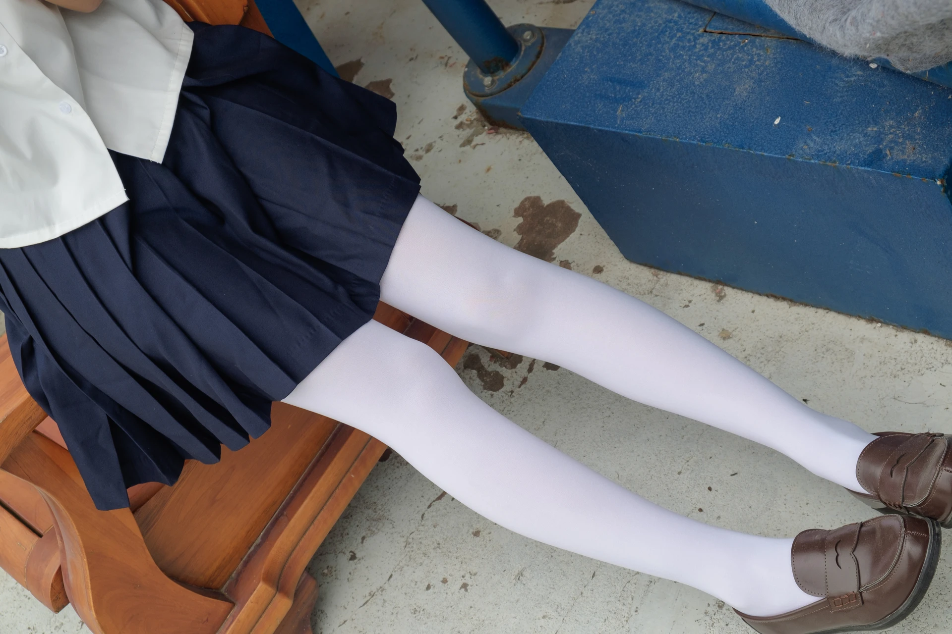森萝财团 R15-034 [102P-694M]学生装, 森萝财团, 白丝, 美腿