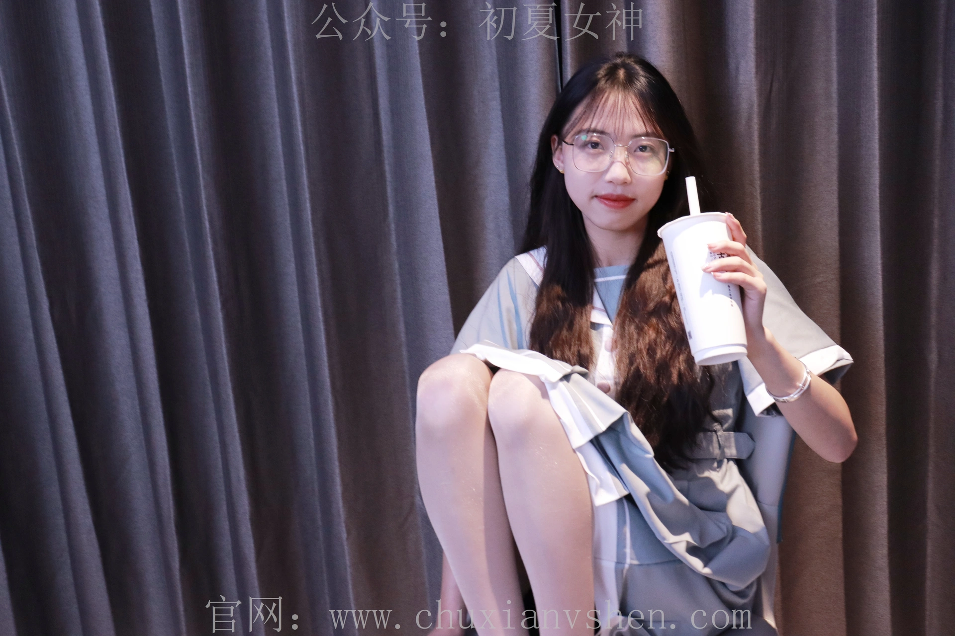 初夏女神 NO.019 雪糕~浅蓝色JK裙搭配小白鞋[135P-1V-4.3G]