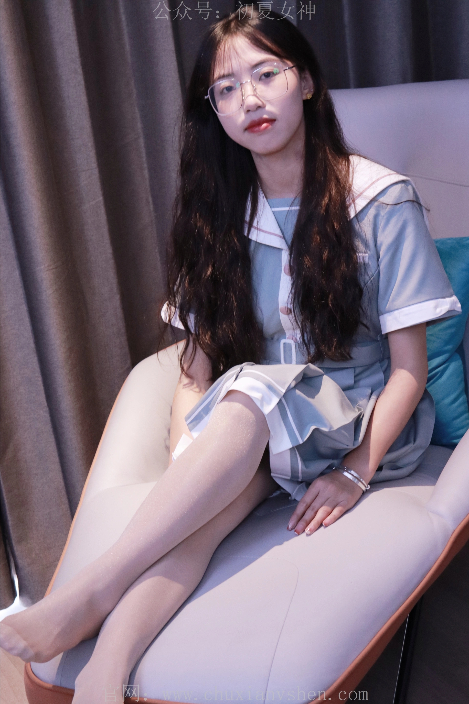 初夏女神 NO.019 雪糕~浅蓝色JK裙搭配小白鞋[135P-1V-4.3G]