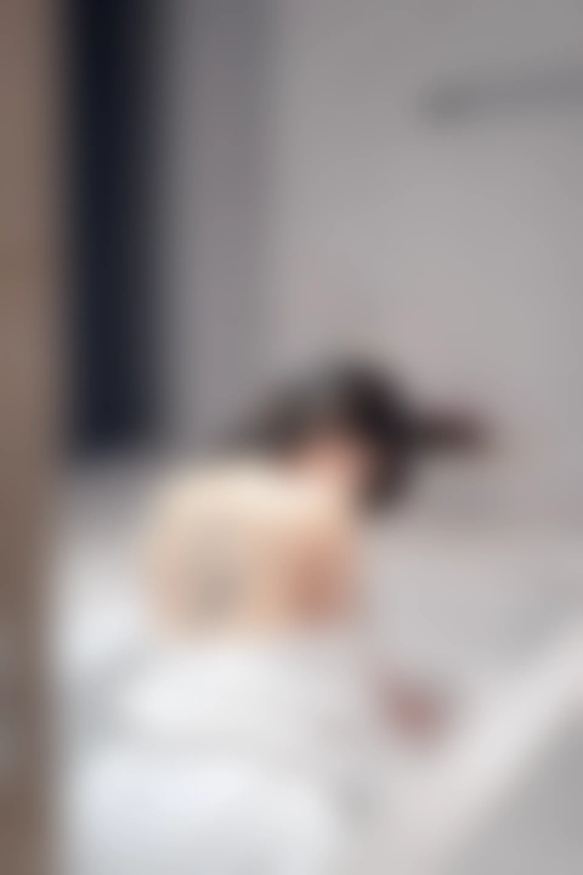 XiuRen秀人网 2022.02.21 No.4611 奶瓶. 淑女美腿[56+1P 548MB]