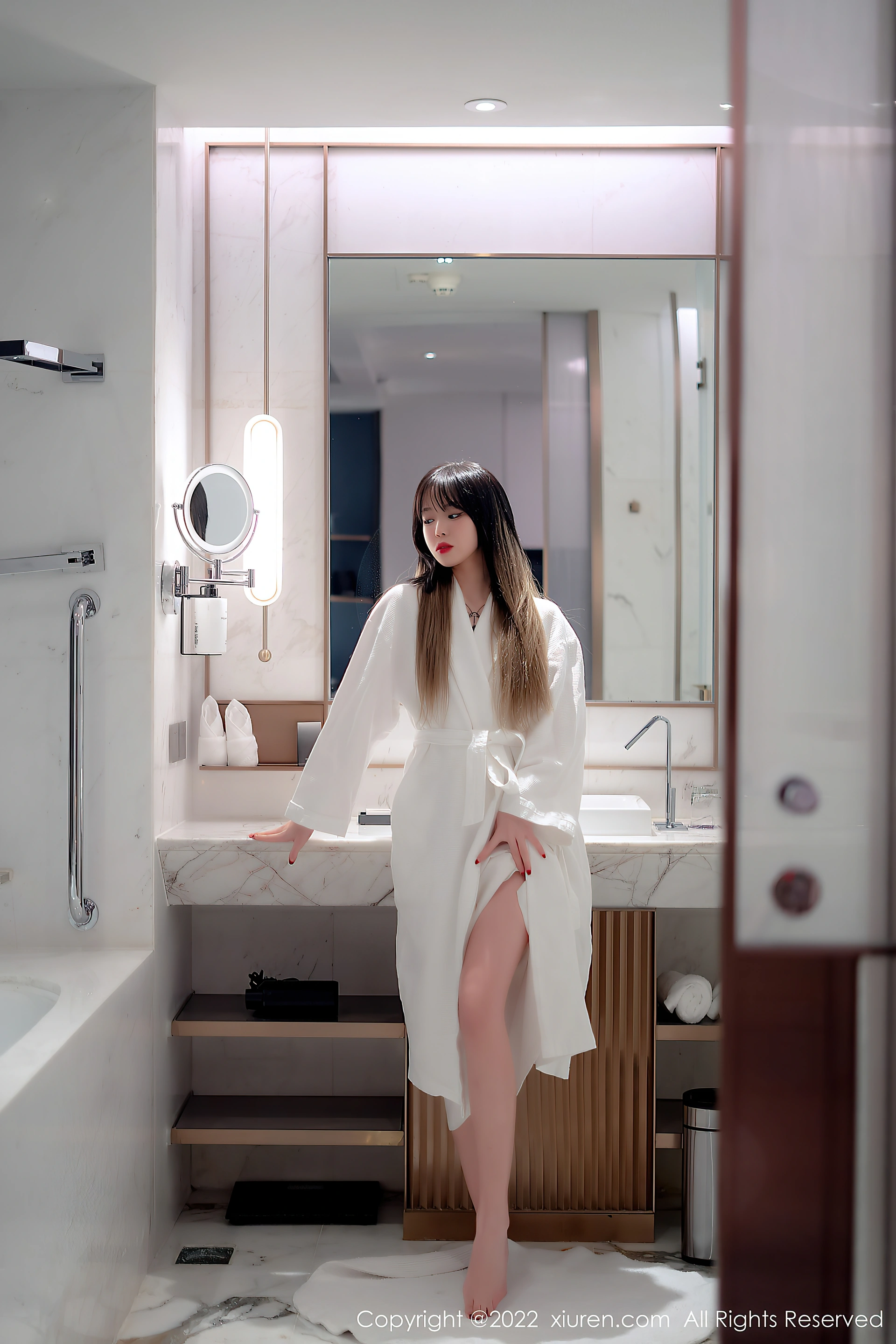 XiuRen秀人网 2022.02.21 No.4611 奶瓶. 淑女美腿[56+1P 548MB]