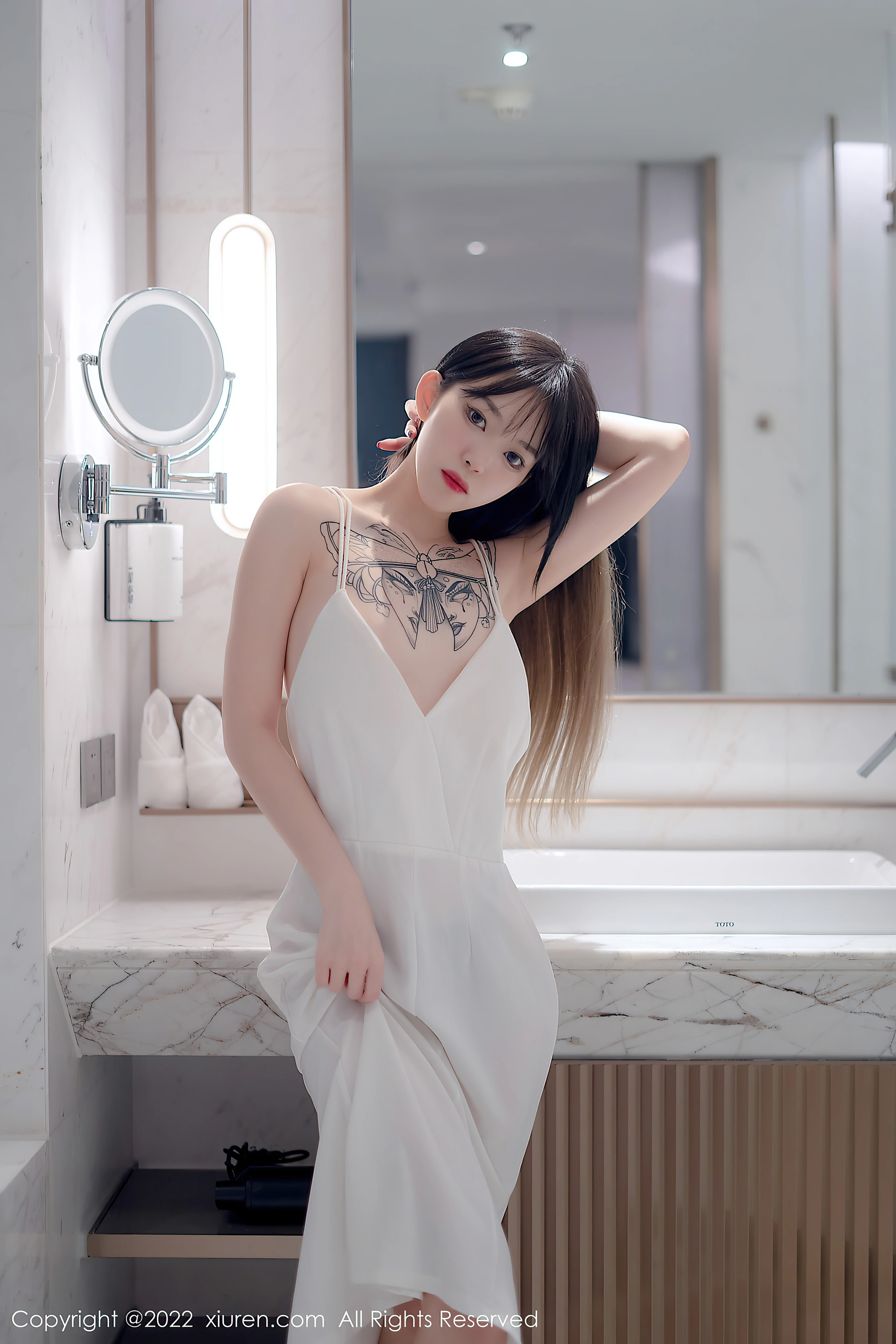 XiuRen秀人网 2022.02.21 No.4611 奶瓶. 淑女美腿[56+1P 548MB]