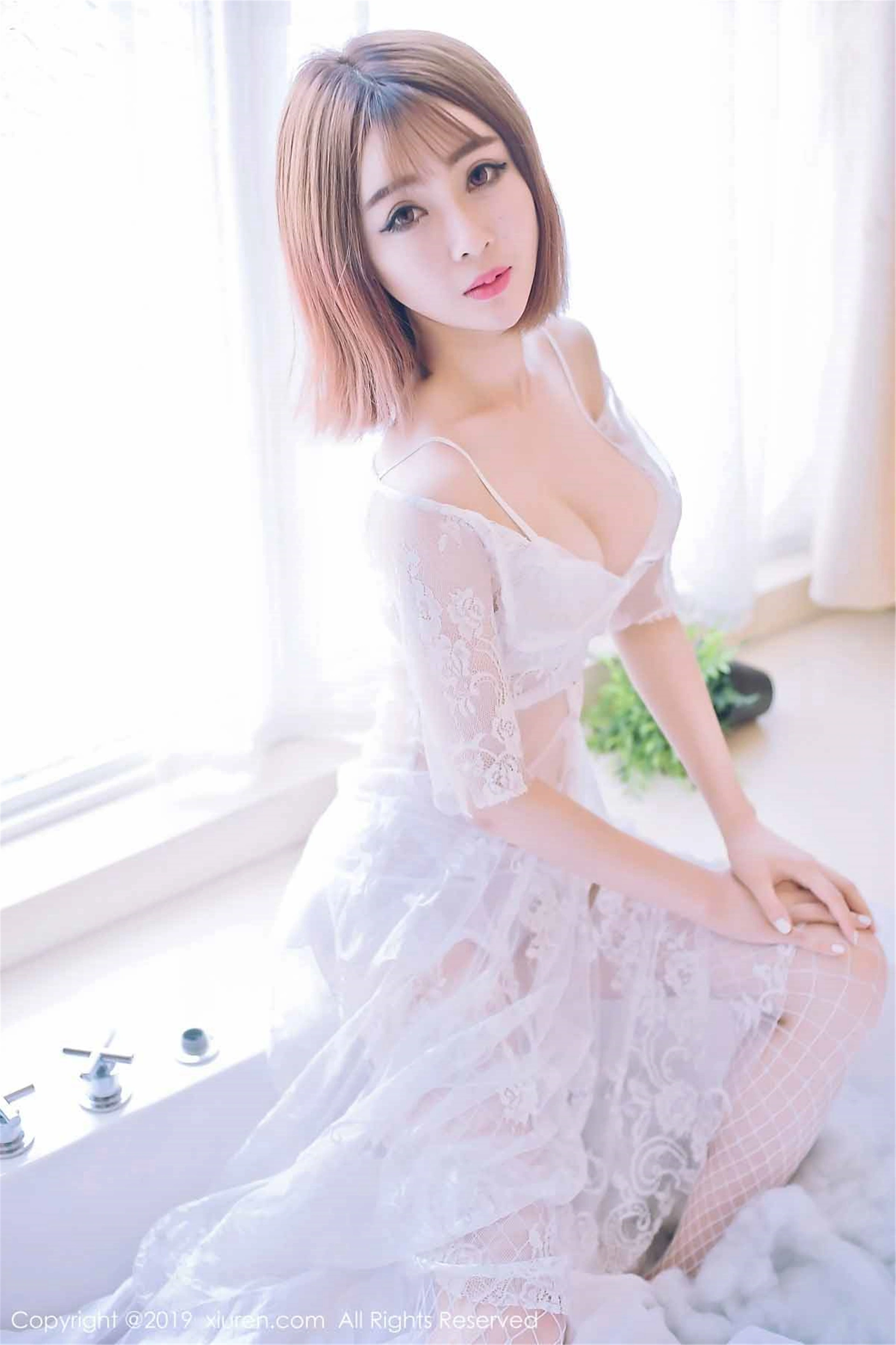 XiuRen秀人网 2019.04.19 No.1406 凌萍儿[47+1P185M]
