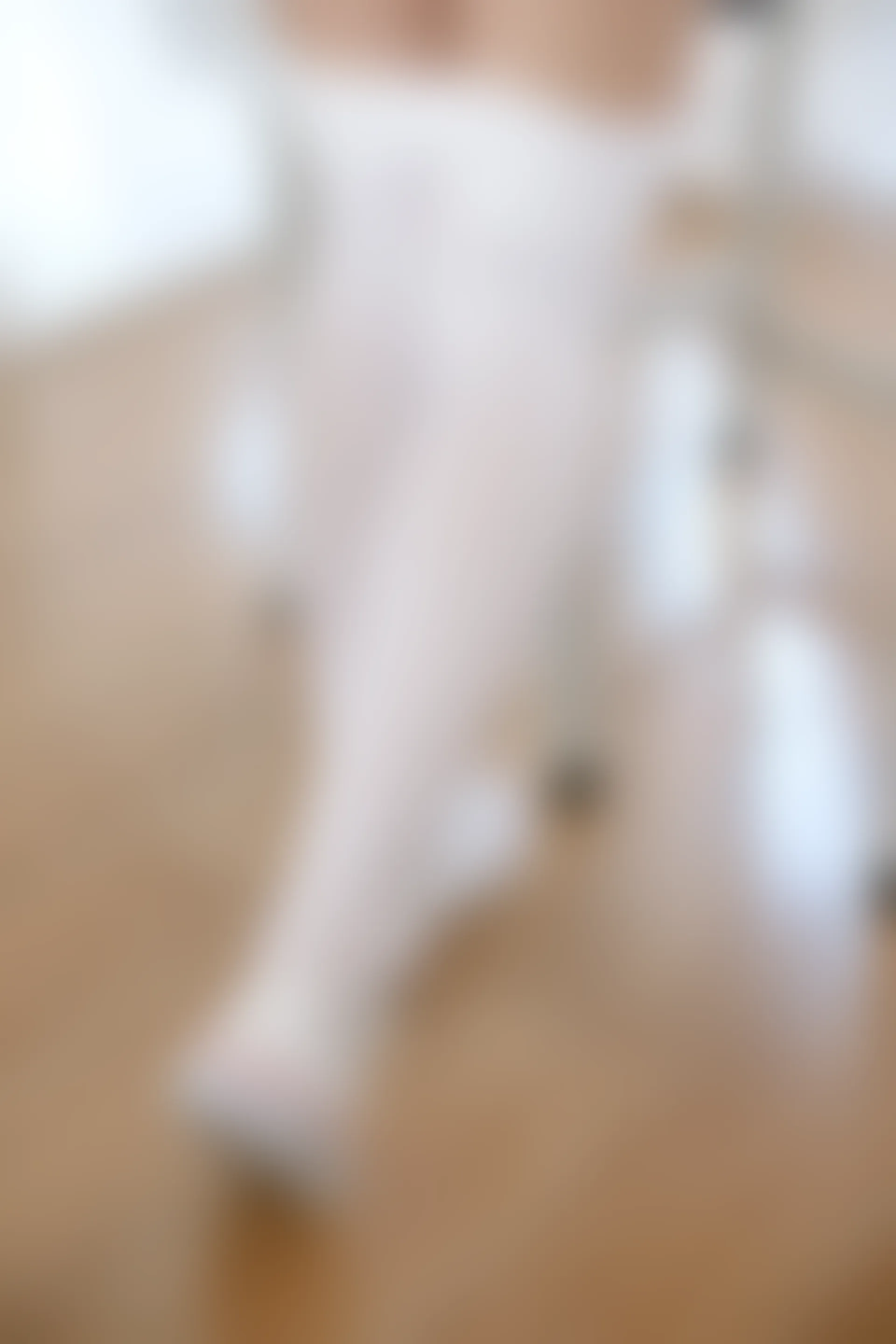 森萝财团 X-002 [105P1V-1.48G]美腿, 肉丝