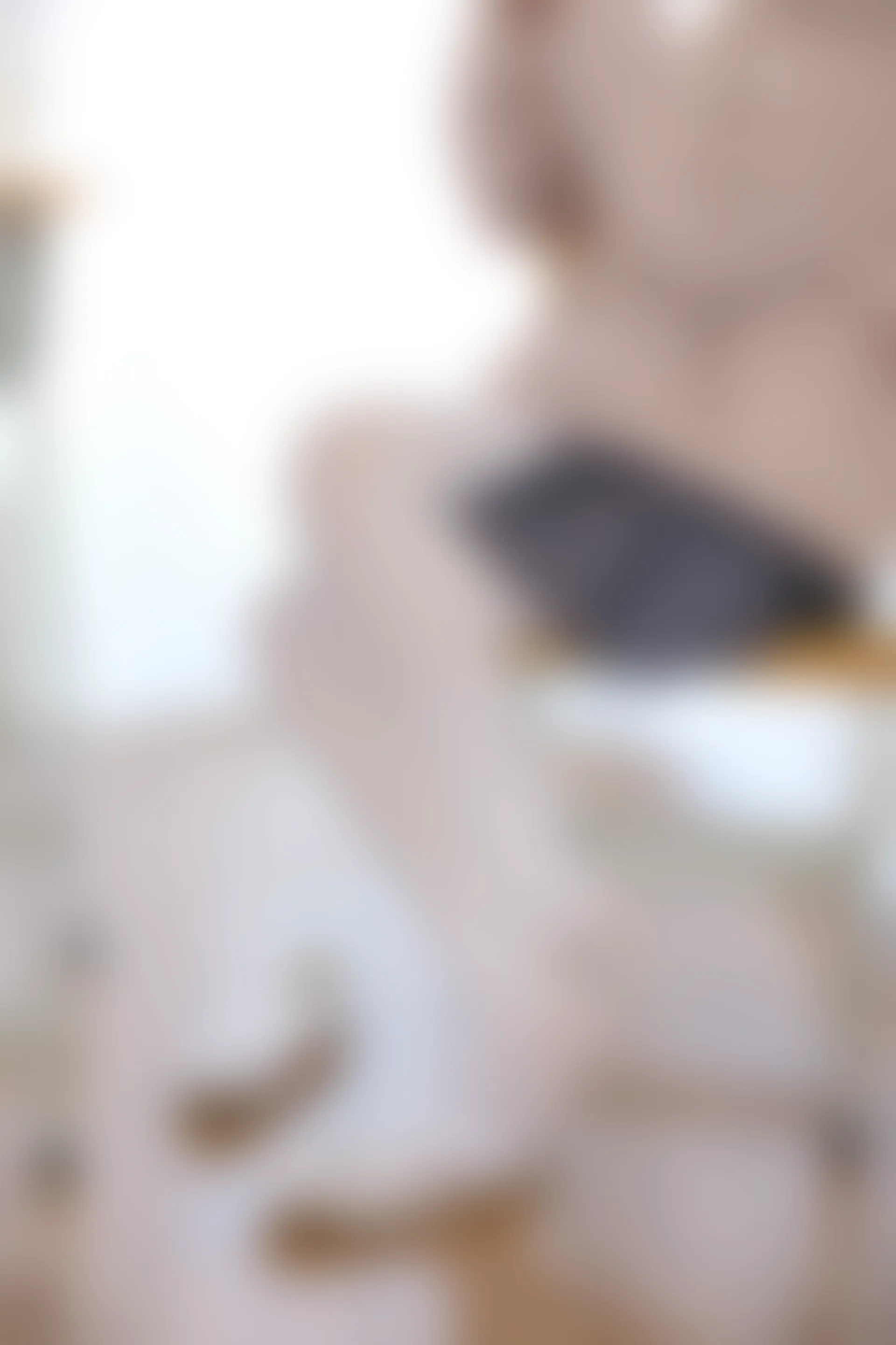 森萝财团 X-002 [105P1V-1.48G]美腿, 肉丝