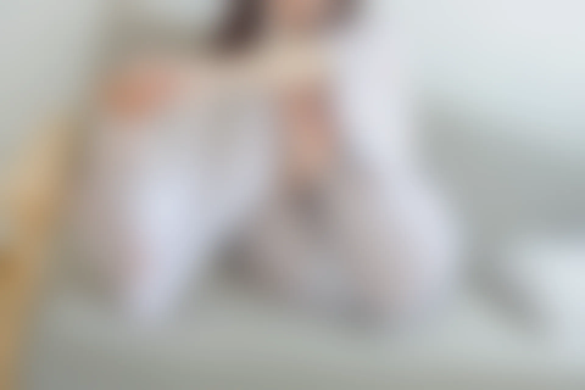 森萝财团 内部-006 沙发上的双马尾白丝睡衣美少女 [104P1V-3.39GB]