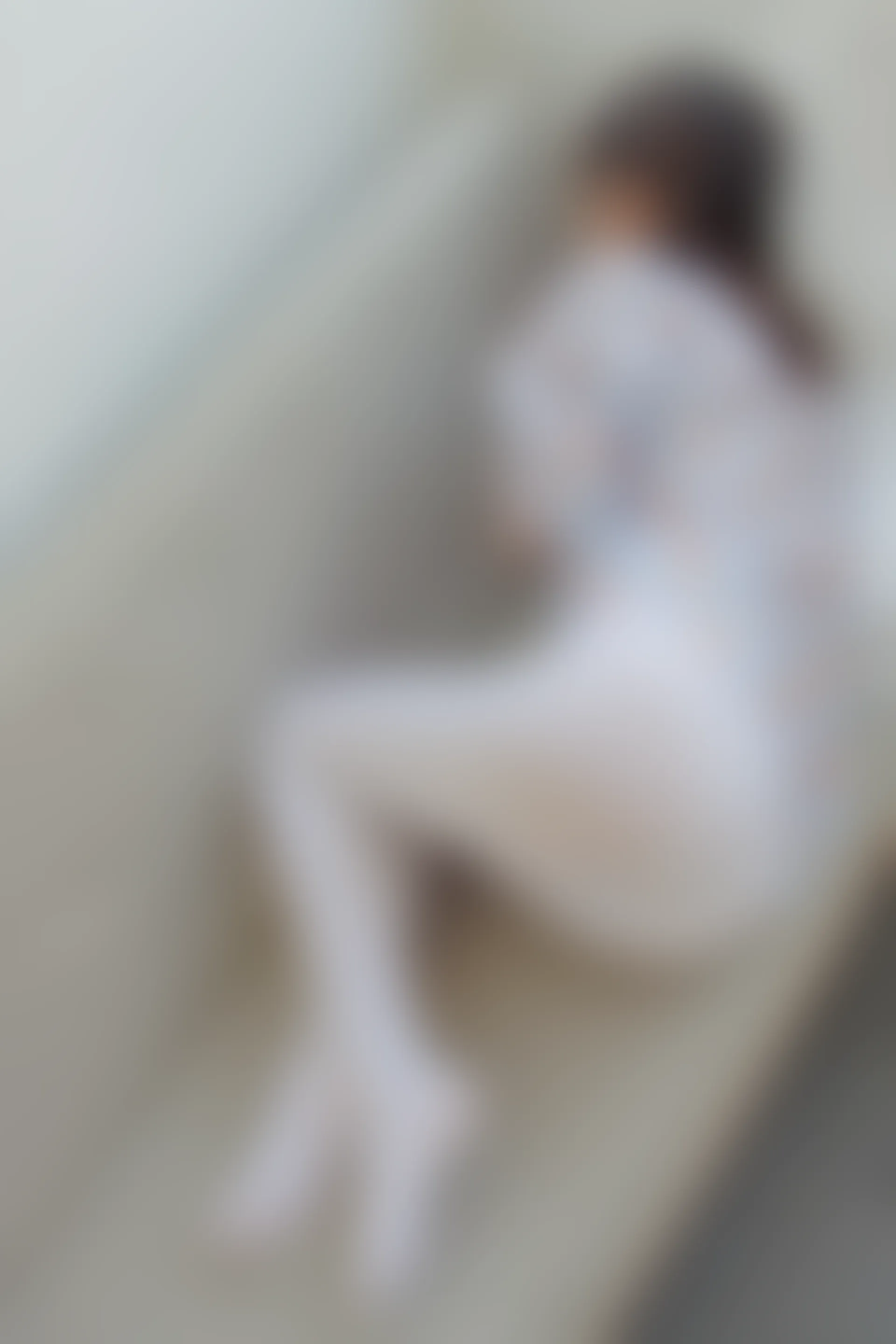 森萝财团 内部-006 沙发上的双马尾白丝睡衣美少女 [104P1V-3.39GB]