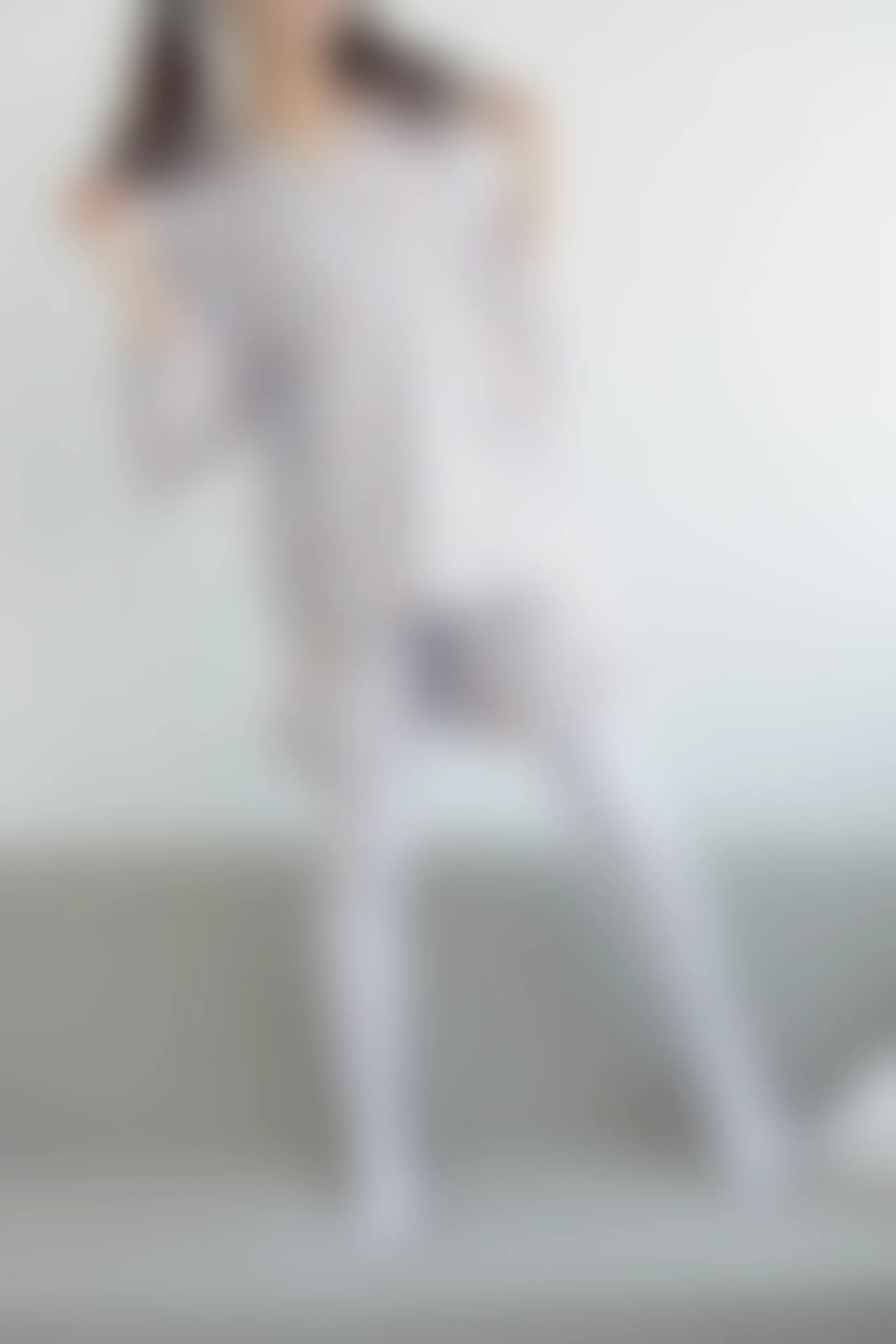 森萝财团 内部-006 沙发上的双马尾白丝睡衣美少女 [104P1V-3.39GB]