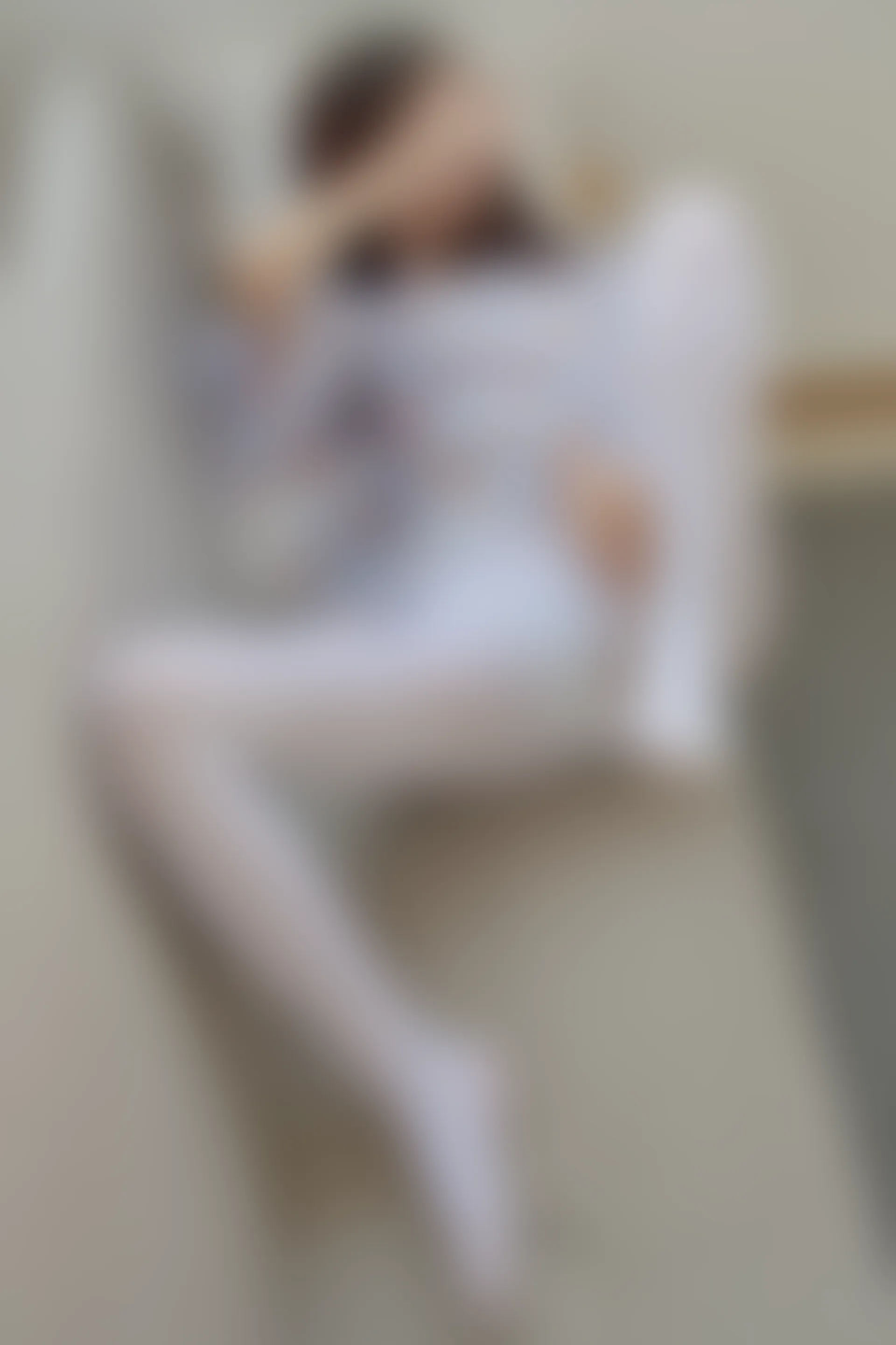 森萝财团 内部-006 沙发上的双马尾白丝睡衣美少女 [104P1V-3.39GB]