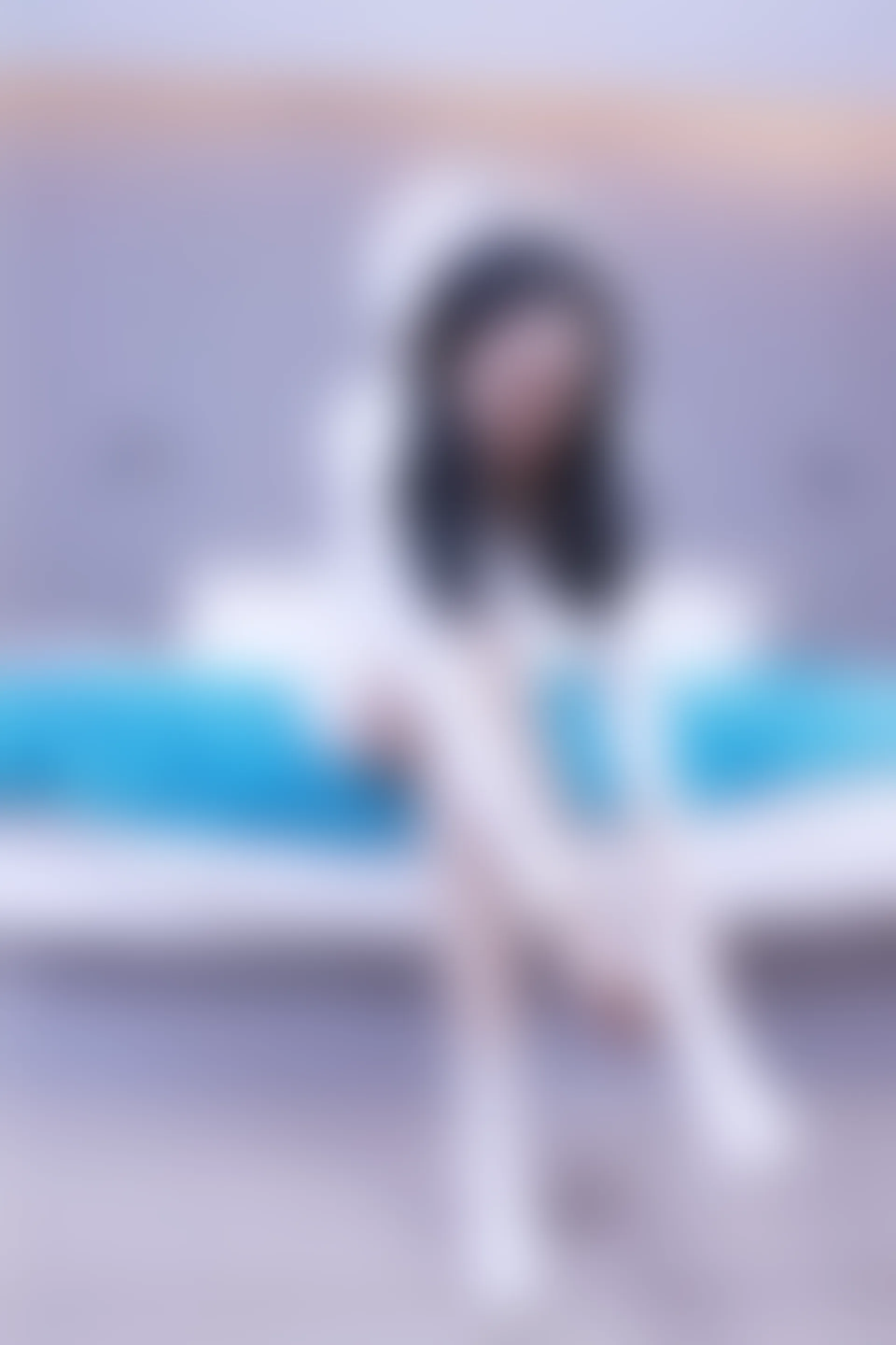 初夏女神 NO.010 依依 2022款白色毛领连衣裙搭白色短靴[147P+1V／5.55GB]