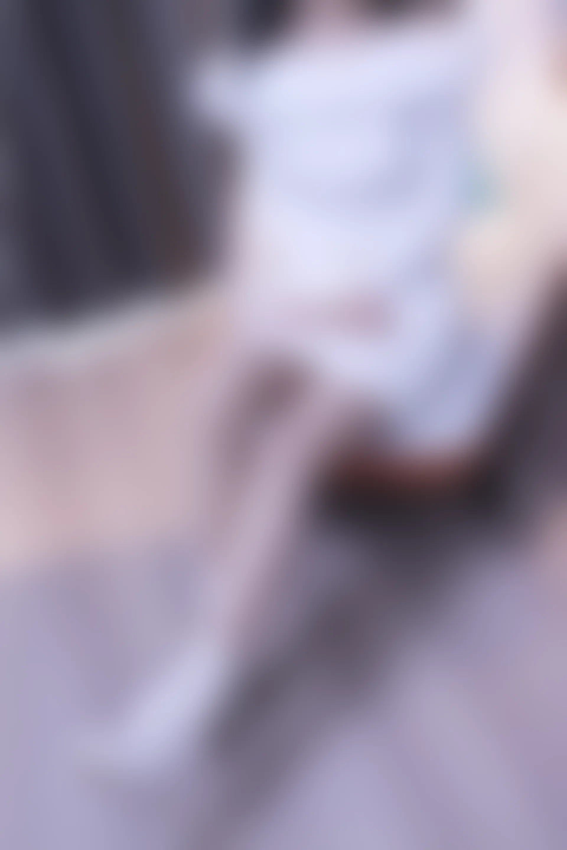 初夏女神 NO.010 依依 2022款白色毛领连衣裙搭白色短靴[147P+1V／5.55GB]